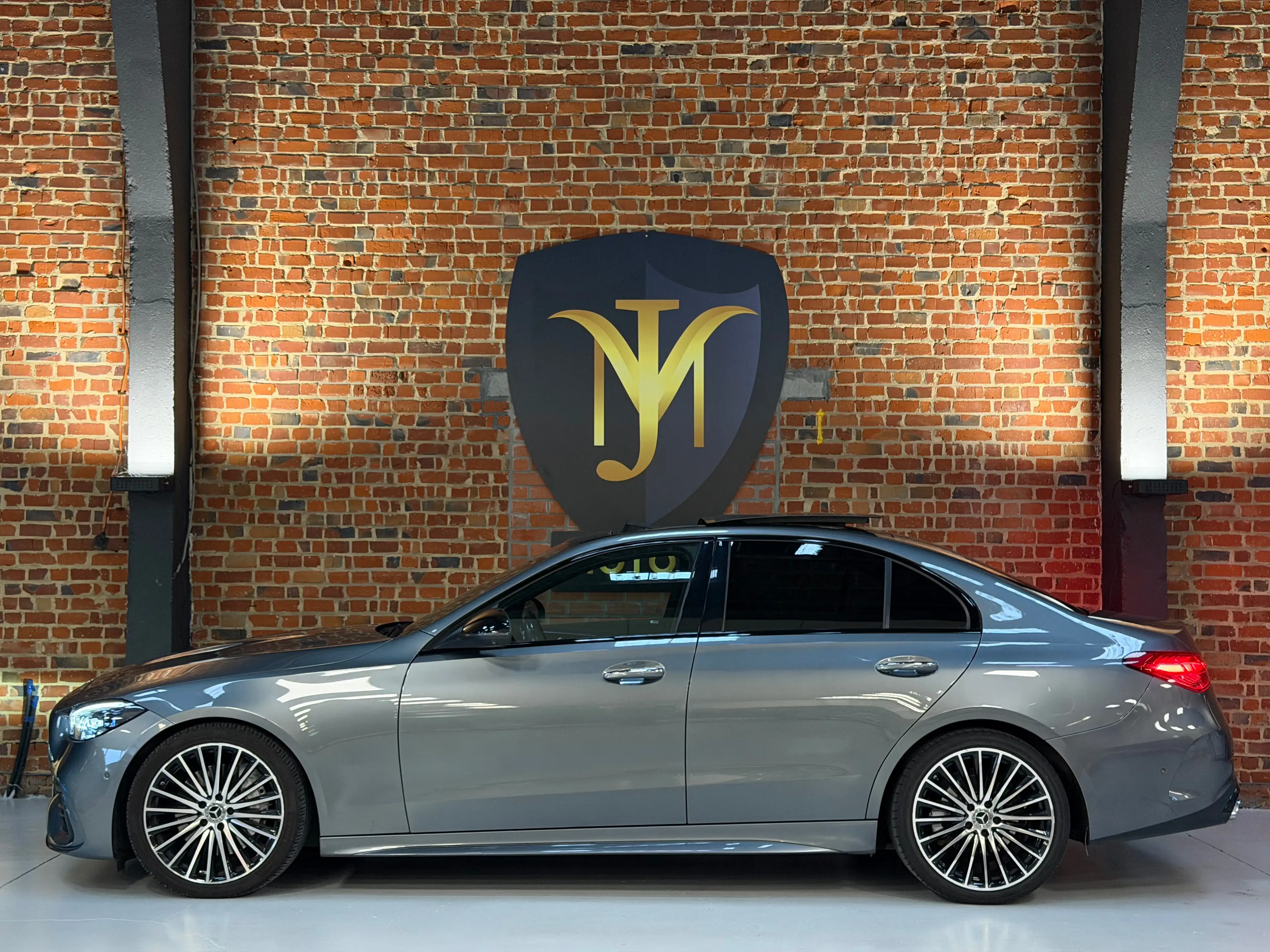 Mercedes-Benz C 220 d AMG Pack | 360 Camera | Panodak | Burmester | Full LED — photo 3