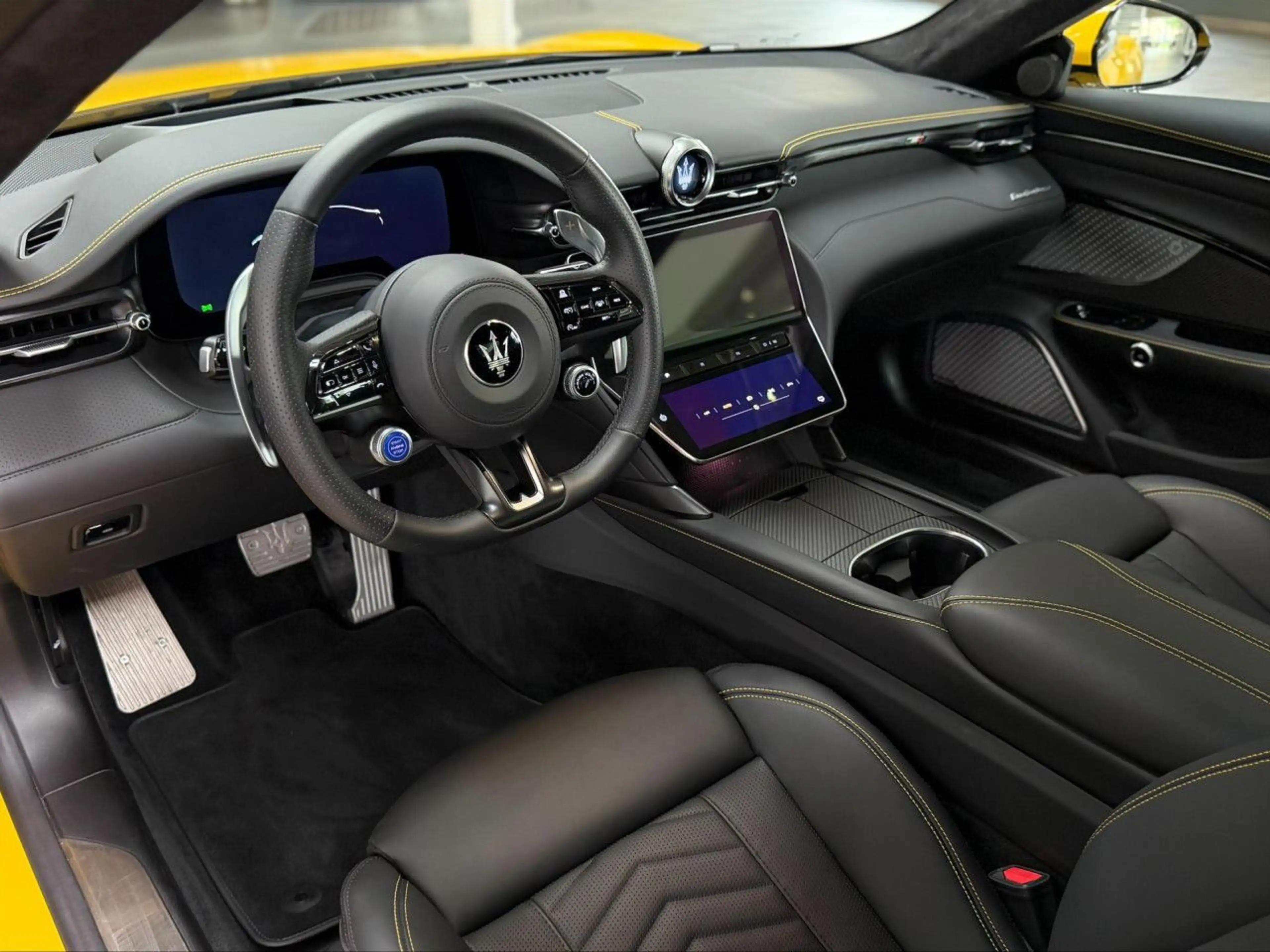 Maserati GranTurismo Trofeo Giallo Corse Sportpaket Navi — photo 10