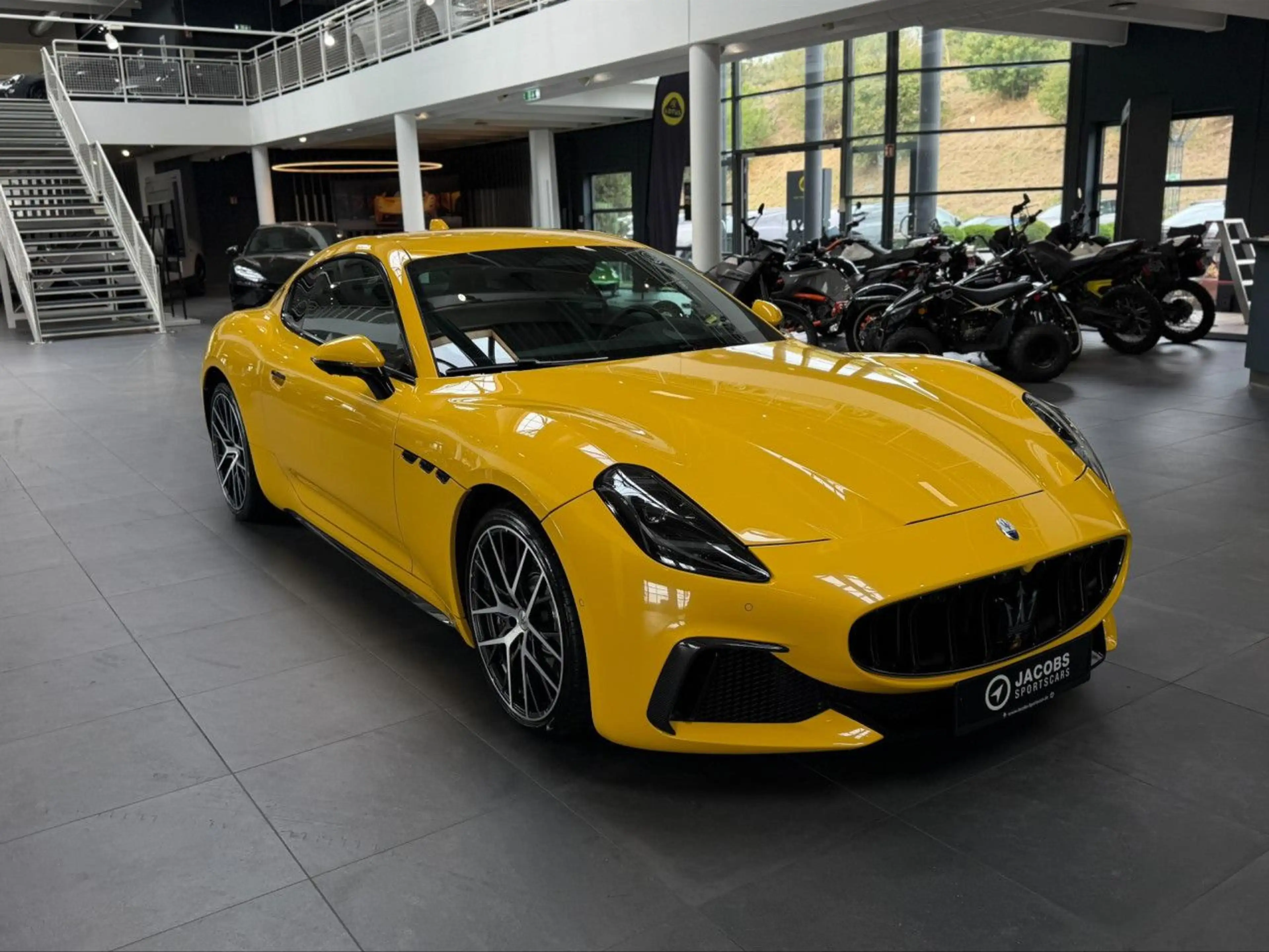 Maserati GranTurismo Trofeo Giallo Corse Sportpaket Navi — photo 3
