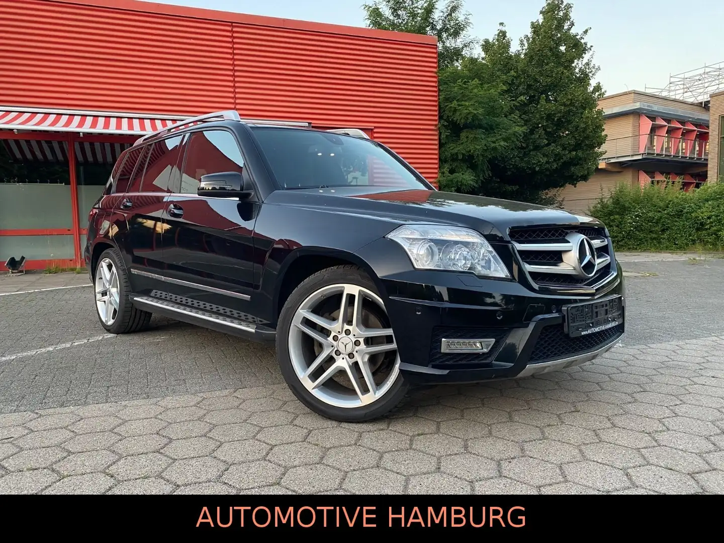 Mercedes-Benz GLK 350 4Matic AMG*Bi-Xenon*Leder*NAVI*Pano*Kame Schwarz - 2