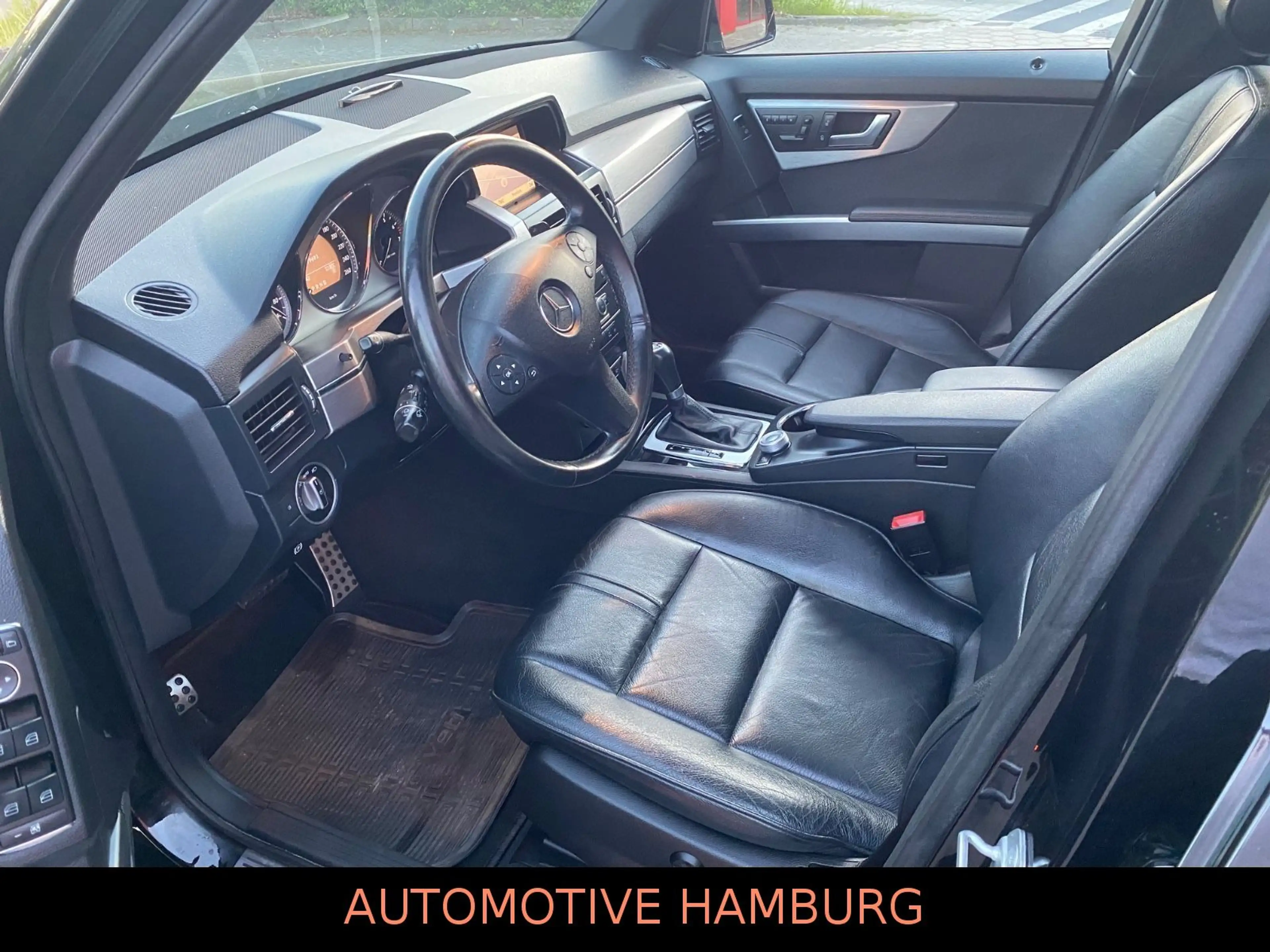 Mercedes-Benz GLK 350 4Matic AMG*Bi-Xenon*Leder*NAVI*Pano*Kame — photo 11