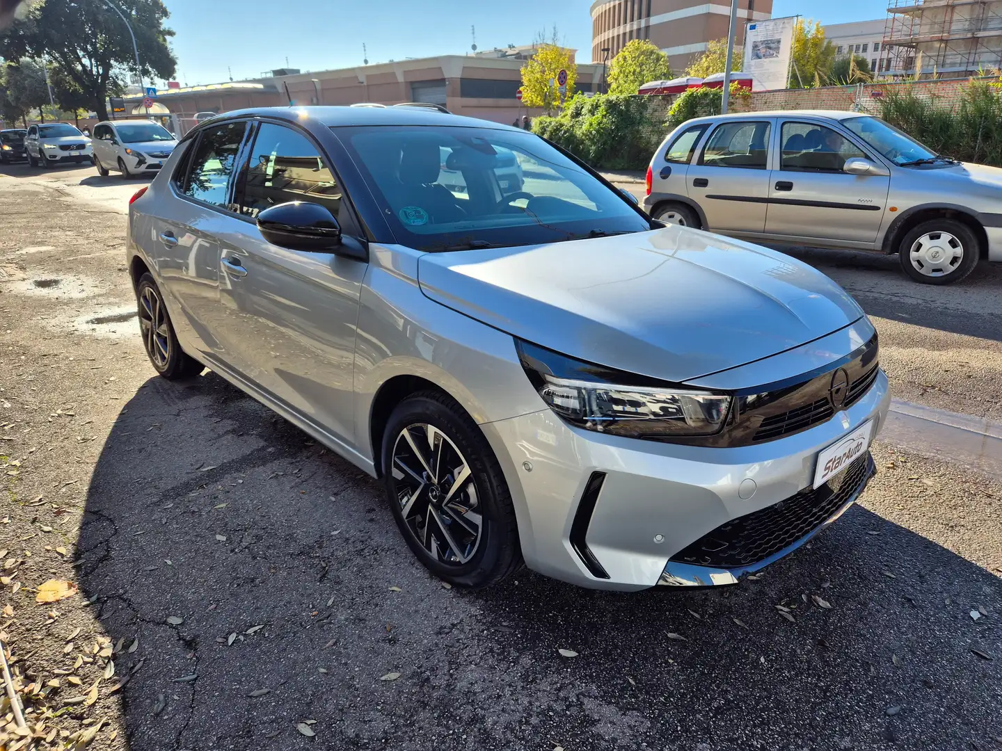 Opel Corsa Corsa 1.2 GS 100cv Gris - 2