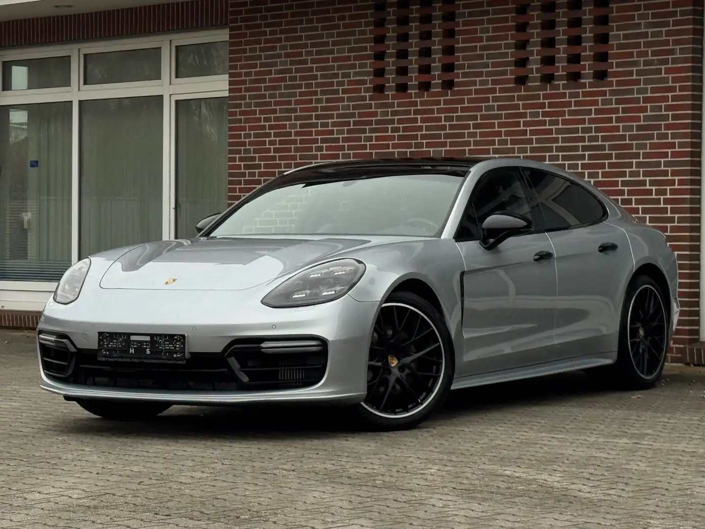 Porsche Panamera 4 S d.*SPORT DESIGN PAKET*PANO.*MATRIX* Silber - 1
