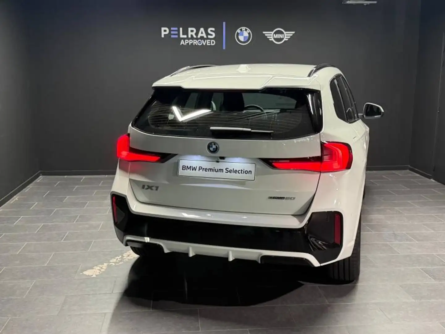 BMW X1 ieDrive20 204ch M Sport Weiß - 2