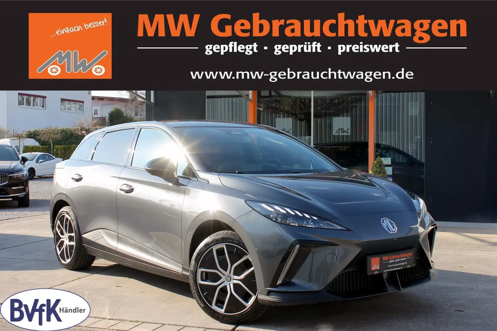 MG MG4 Luxury 5D 150kW LED 360° ACC CarPlay BT NAV Grau - 1
