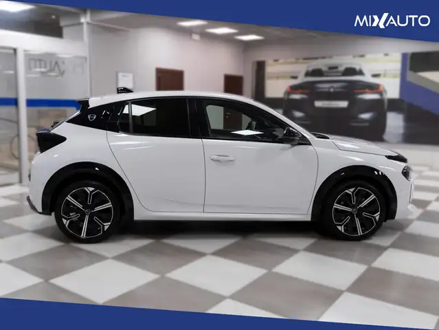 Lancia Ypsilon view 6