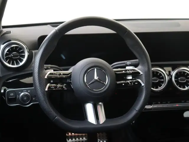 Mercedes-Benz A-Class view 10