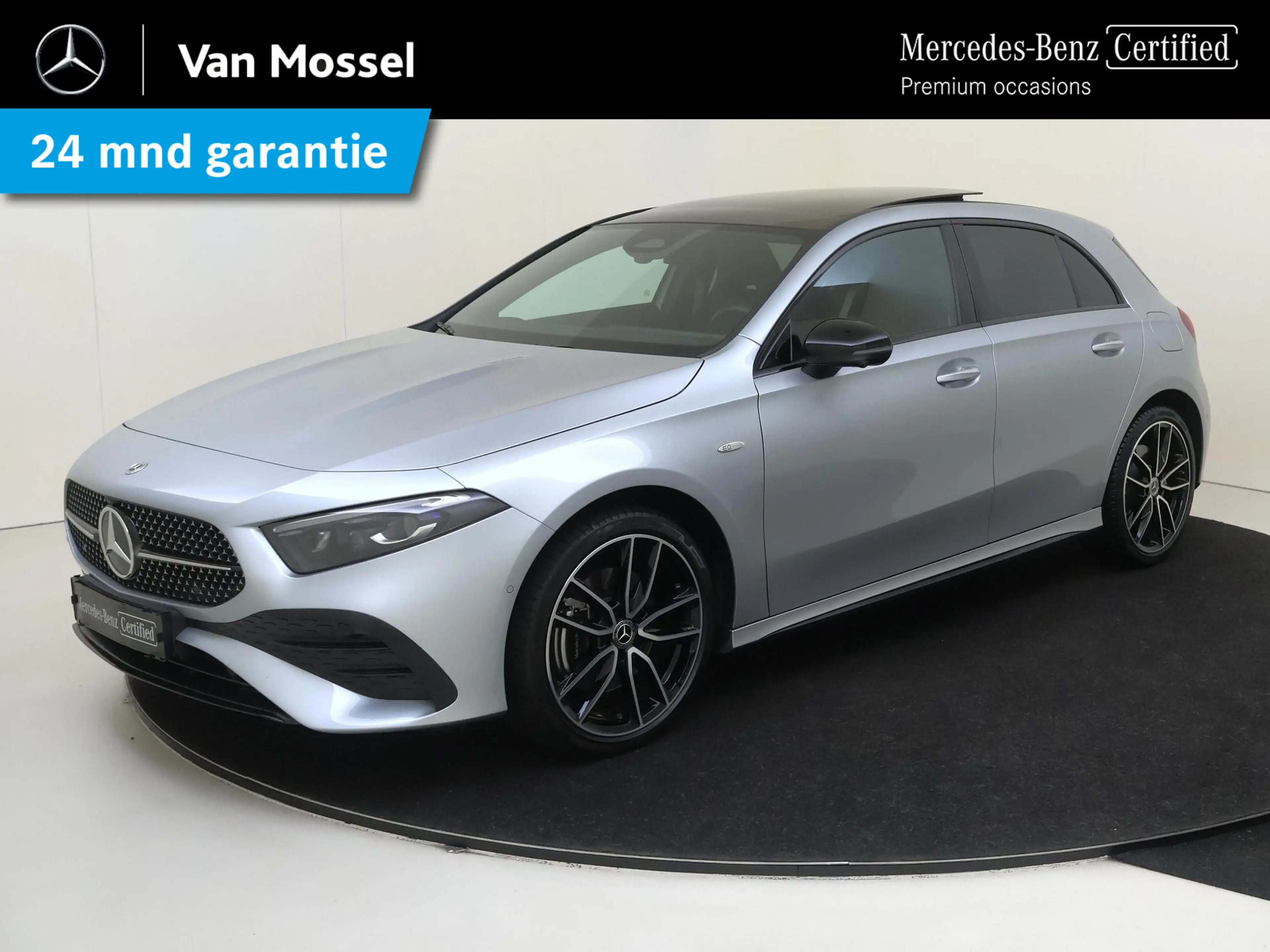 Mercedes-Benz A 250 e Business Solution AMG / Panoramadak/ Memory/ 19