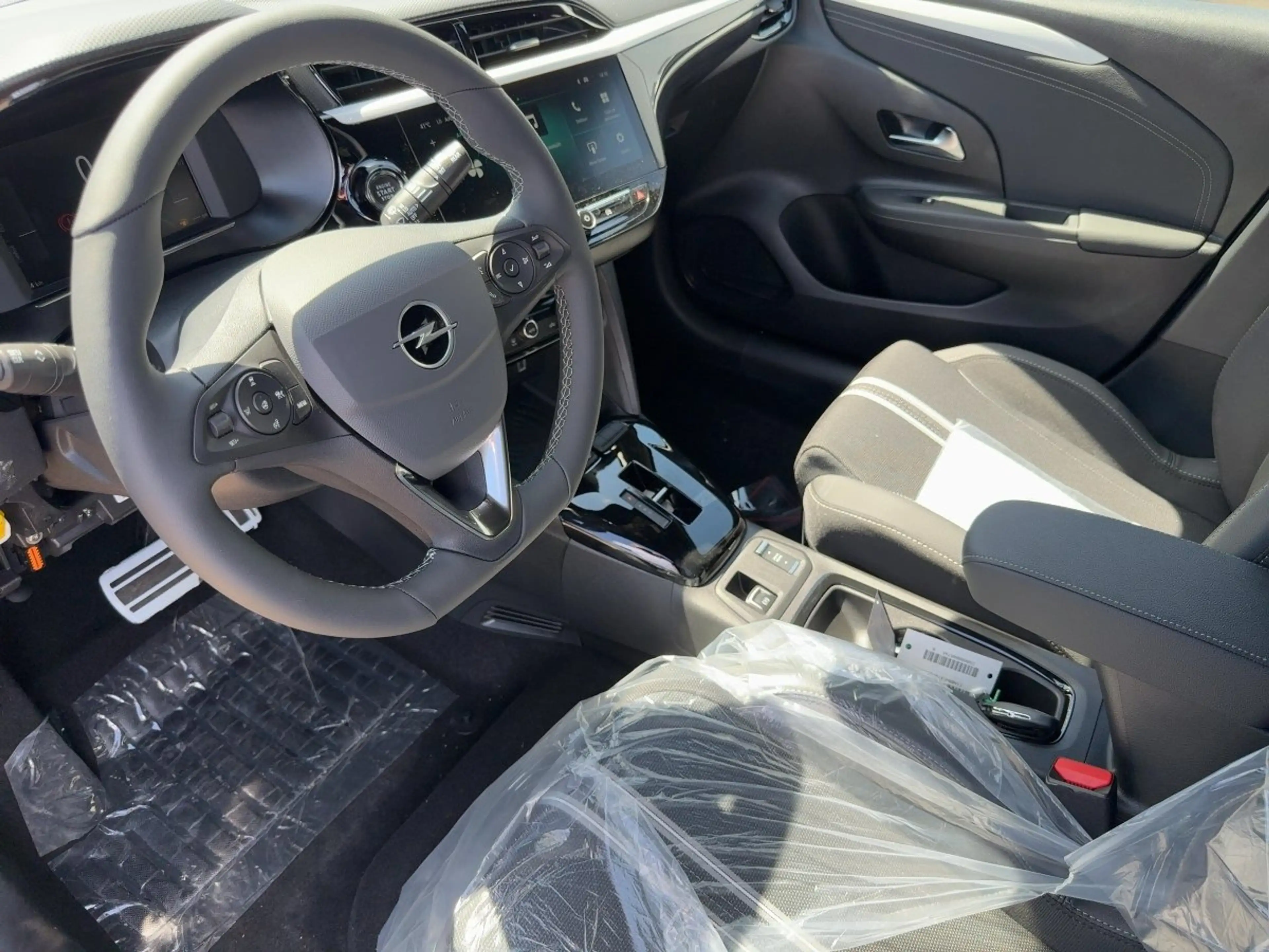 Opel Corsa GS Hybrid LED+Navi+Allwetter+Kamera — photo 9