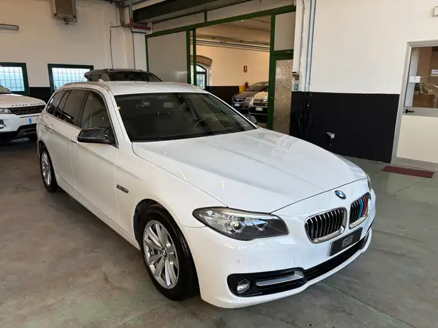 BMW 520 Serie 5 F11 Touring 520d Touring Business 190cv auto