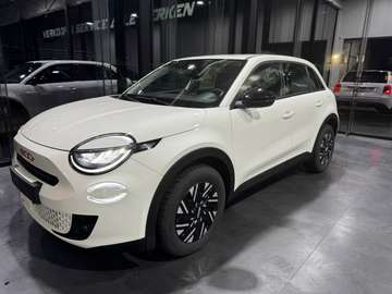 FIAT 600E RED UITVOERING