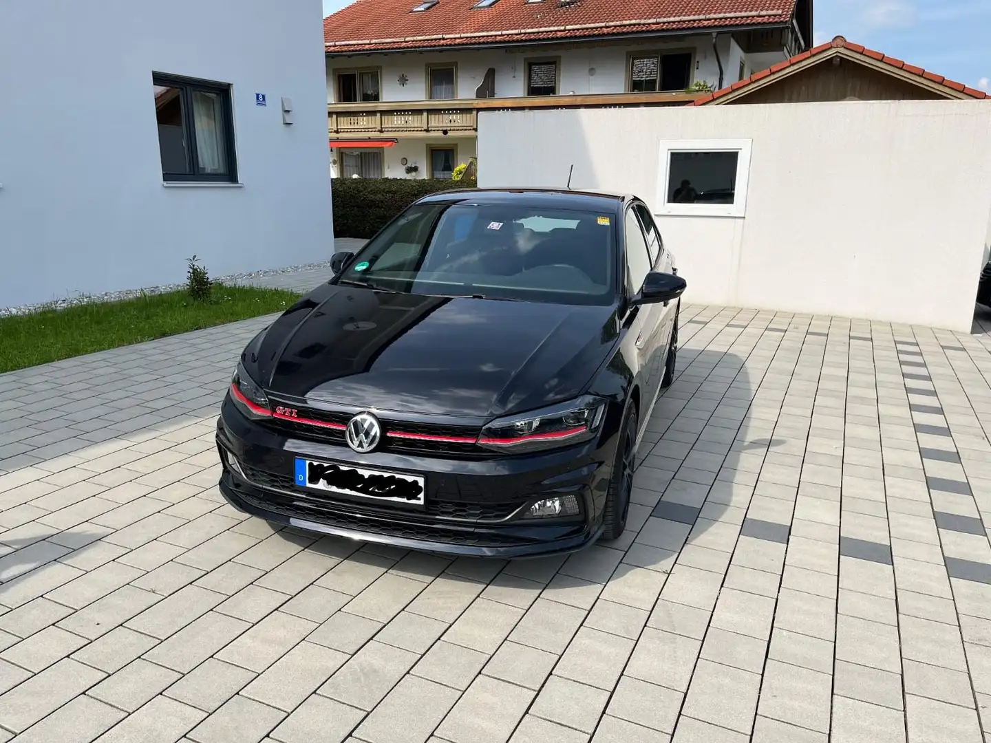 Volkswagen Polo GTI Polo 2.0 TSI DSG GTI Černá - 1