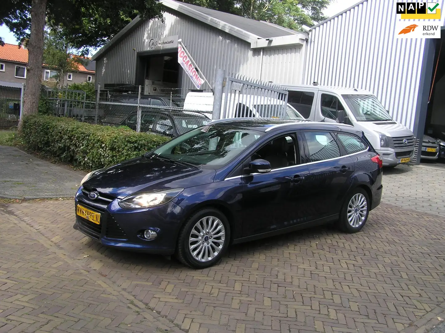Ford Focus Wagon 1.6 TI-VCT First Edition nap pas airco nieuw Blauw - 1