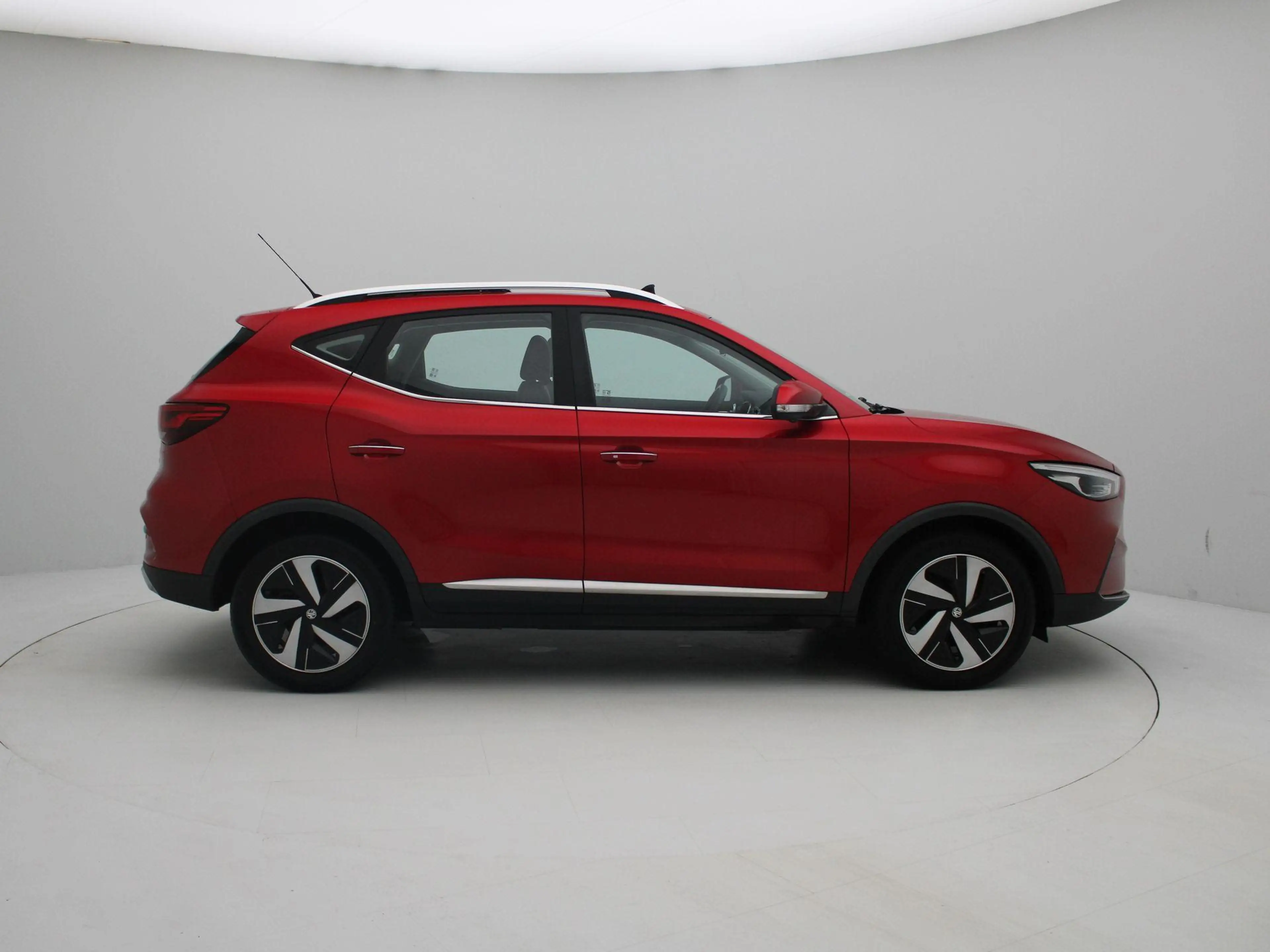 MG ZS EV Long Range Luxury 70 kWh | Apple Carplay | Lede — photo 7