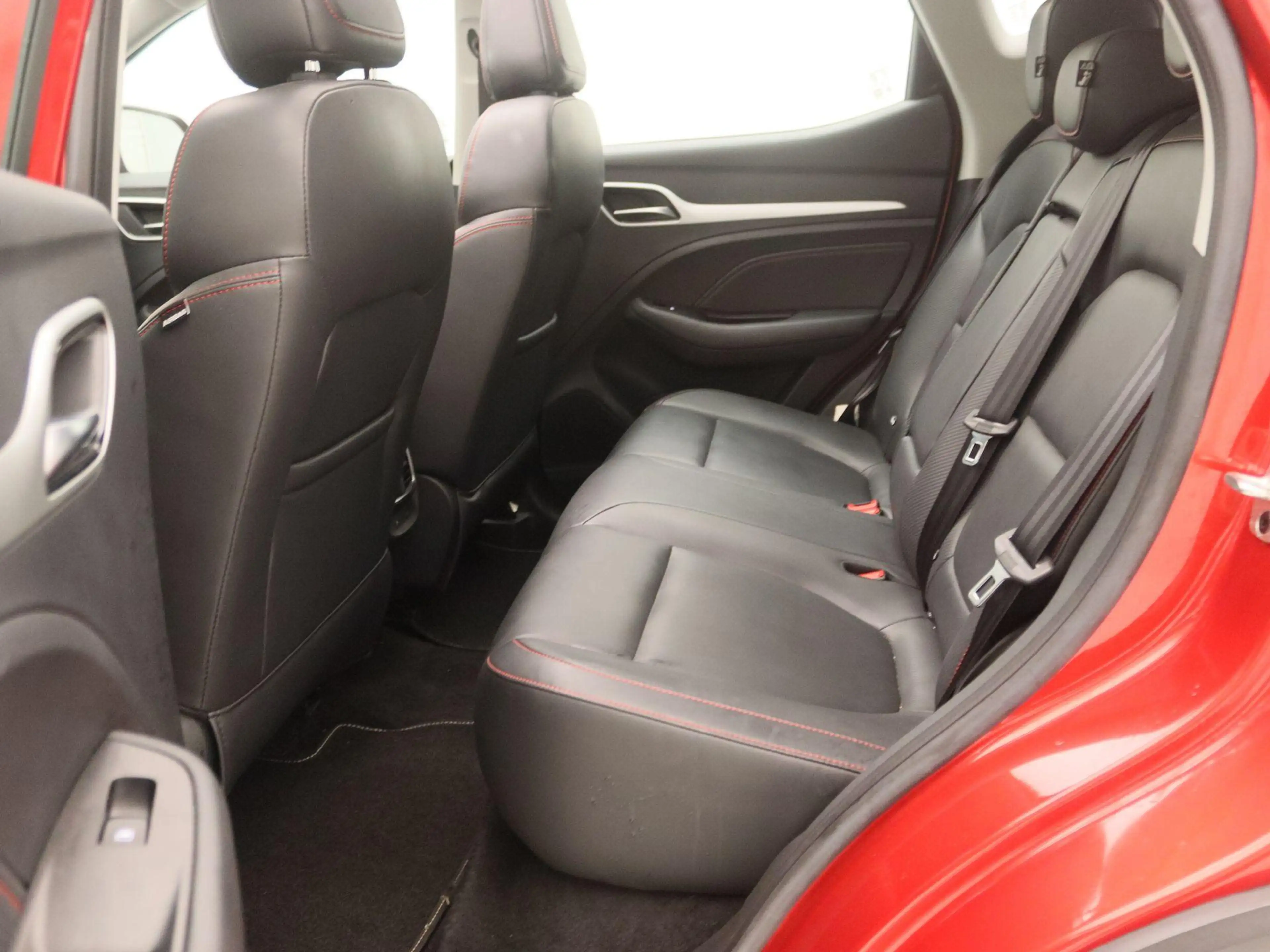 MG ZS EV Long Range Luxury 70 kWh | Apple Carplay | Lede — photo 13