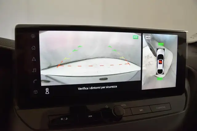 Nissan Juke view 13