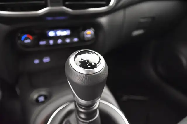 Nissan Juke view 15