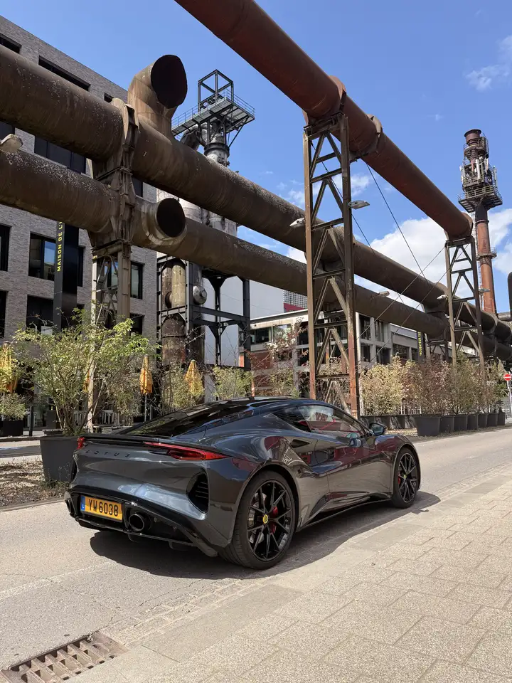 Lotus Emira 2023