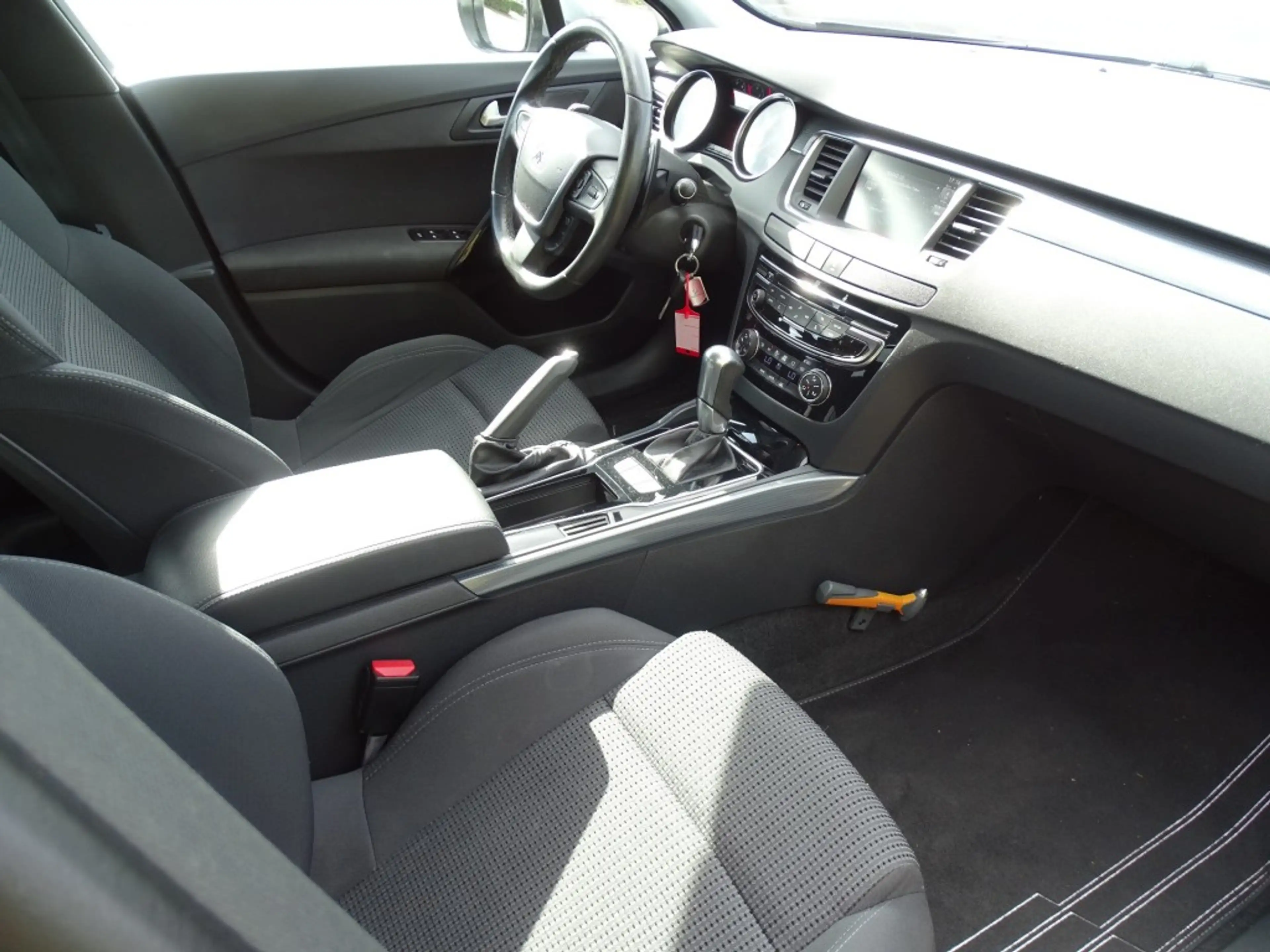 Peugeot 508 1.6 THP PremiÃ¨re 156 Pk-Trkh-Blth-Navi-Clima — photo 8