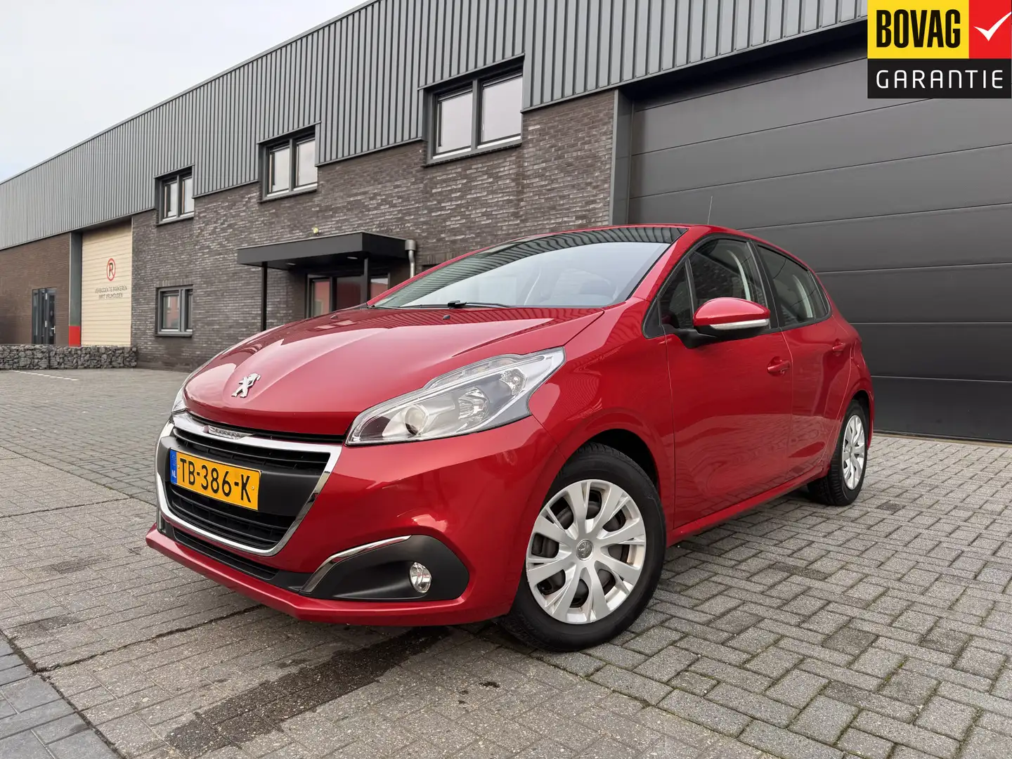 Peugeot 208 1.2 80PK Blue Lion | 2E EIGENAAR | 12MND GARANTIE Rood - 1