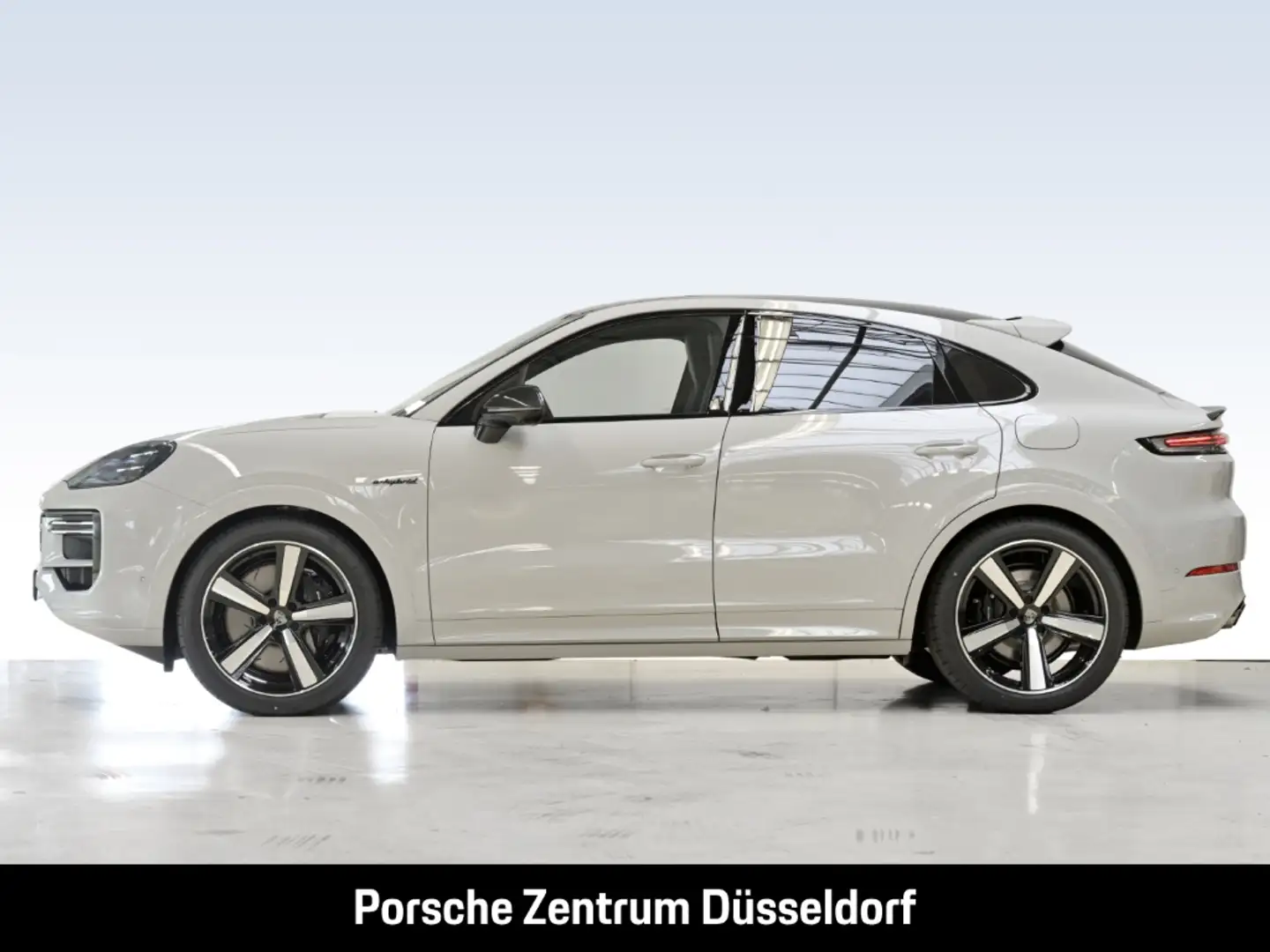 Porsche Cayenne Turbo E-Hybrid Coupe Burmester InnoDrive Weiß - 2