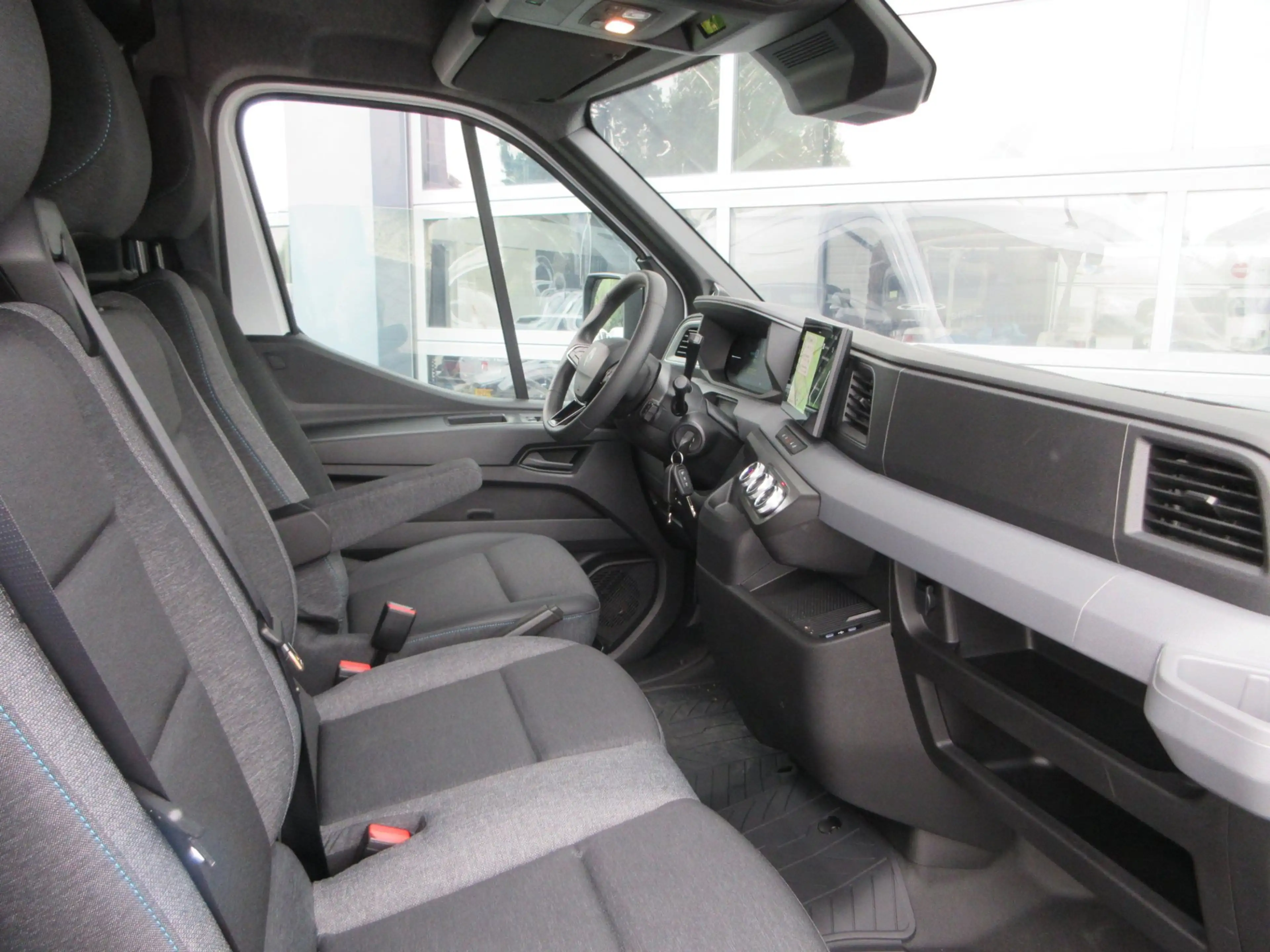 Renault Master E-TECH T35 L2H2 Extra long range 87 kWh camera ,ap — photo 11