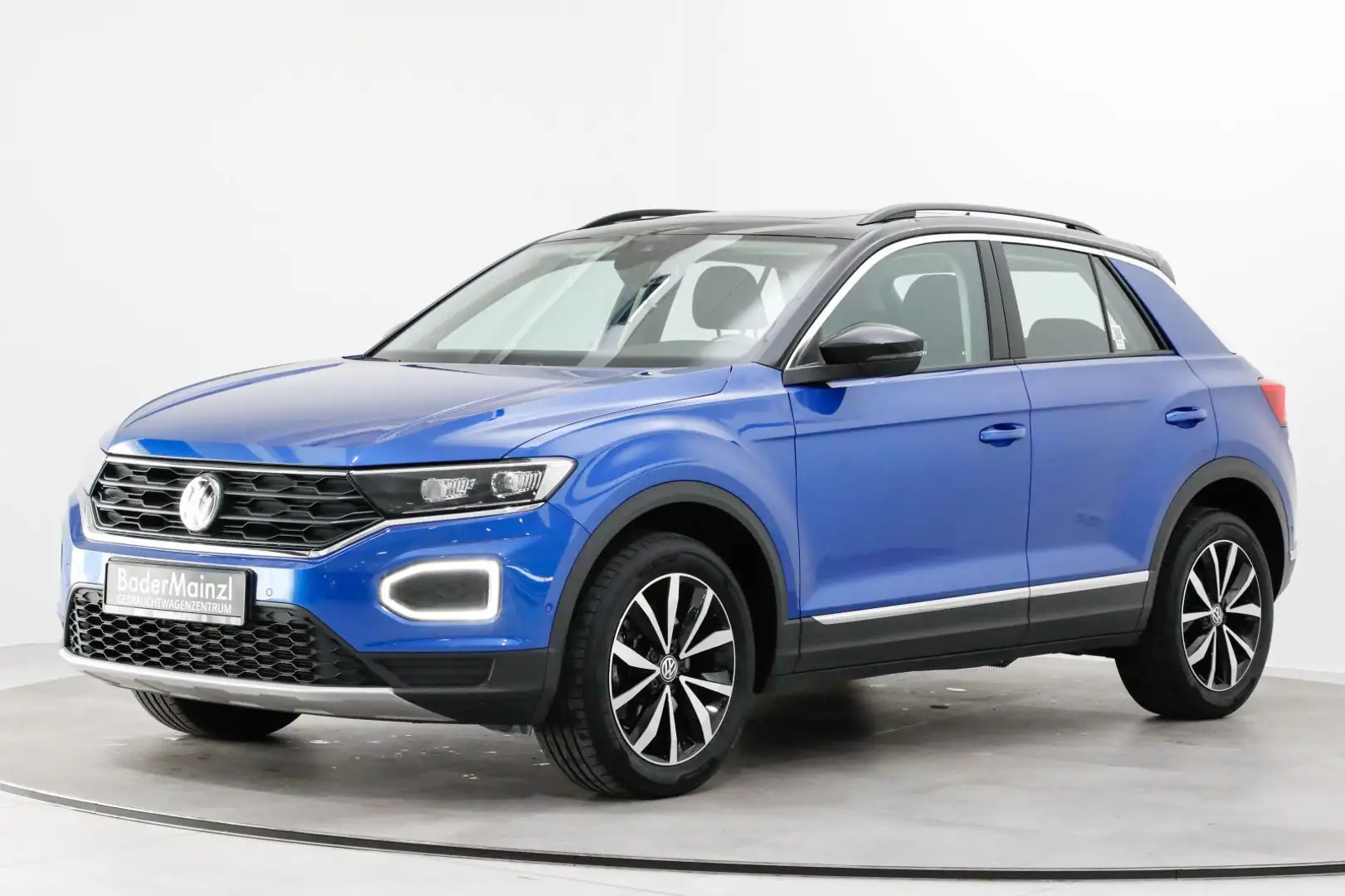 Volkswagen T-Roc 1.5 TSI Style PDC Pano ACC SHZ Blau - 2