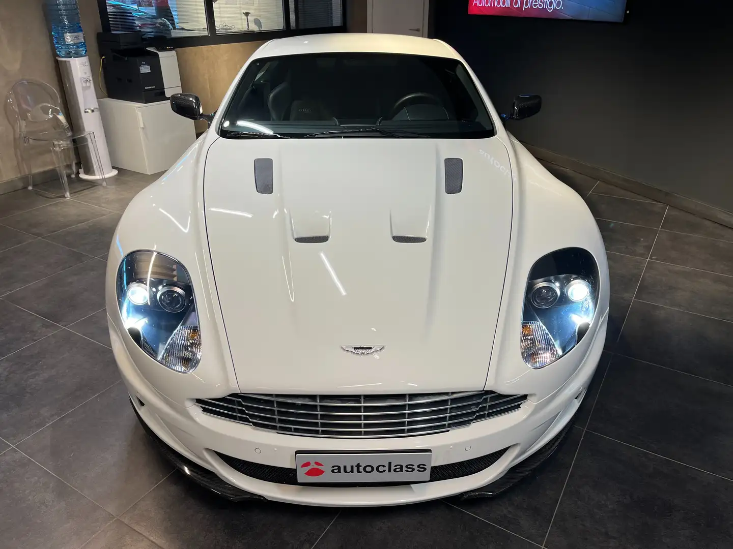 Aston Martin DBS Coupe 6.0 touchtronic, CARBOCERAMICA, B&O Bianco - 2