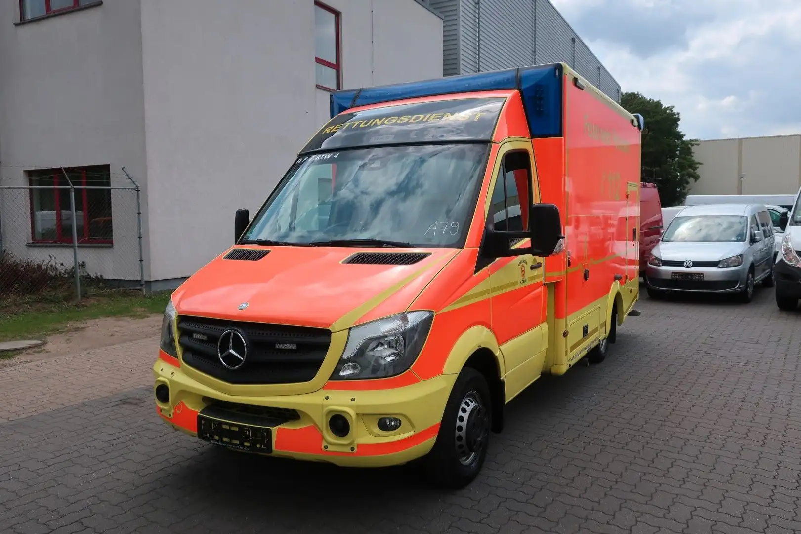 Mercedes-Benz Sprinter 516 CDI RTW KTW Amarillo - 1
