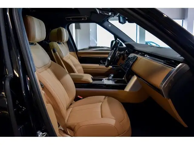 Land Rover Range Rover view 6