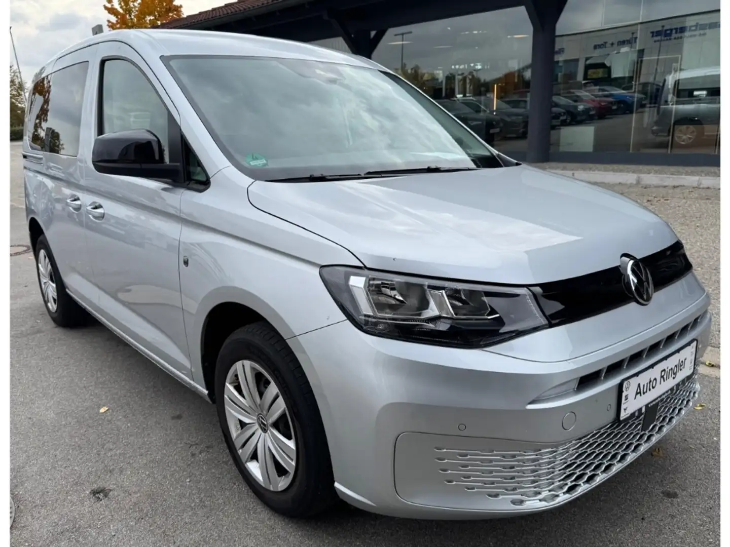 Volkswagen Caddy 1.5 TSI KLIMA+ZV+MFA+DAB+APP-CONNECT+PDC Silber - 1