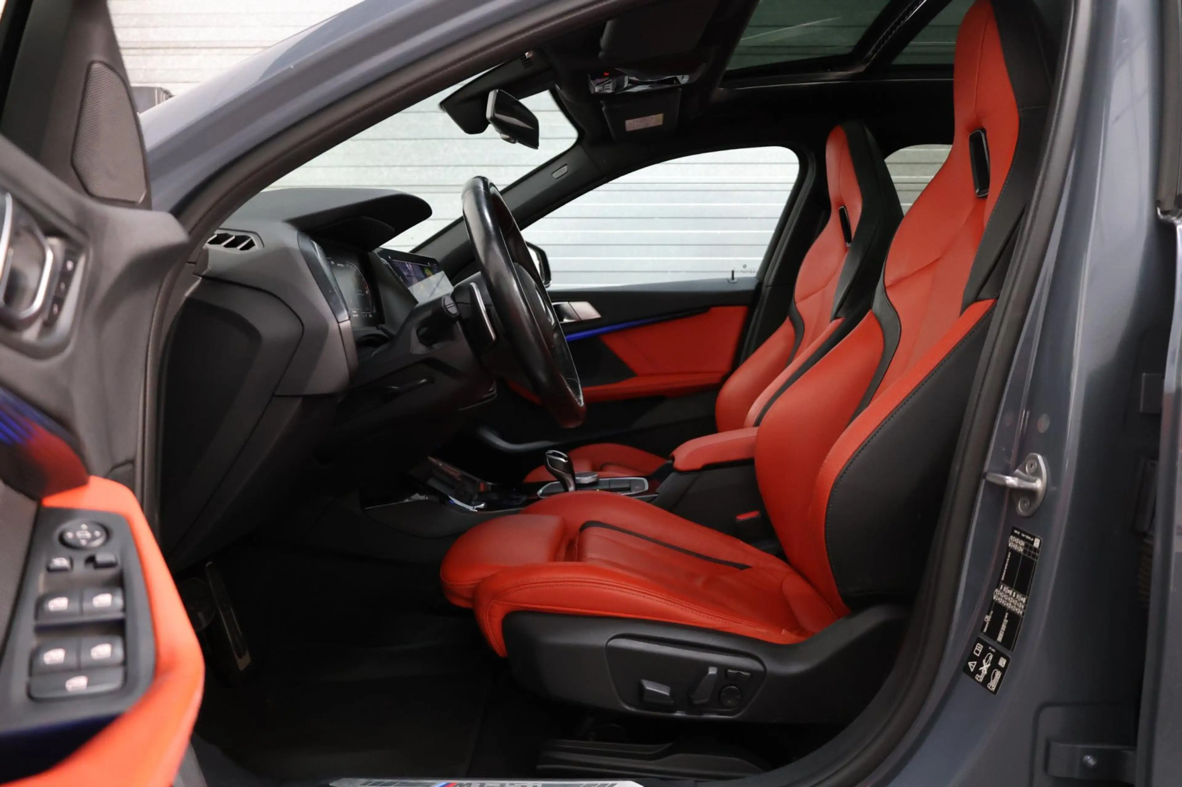 BMW 135 1-serie M135i xDrive M-PERFORMANCE/LED/VIRTUAL/SFE — photo 9