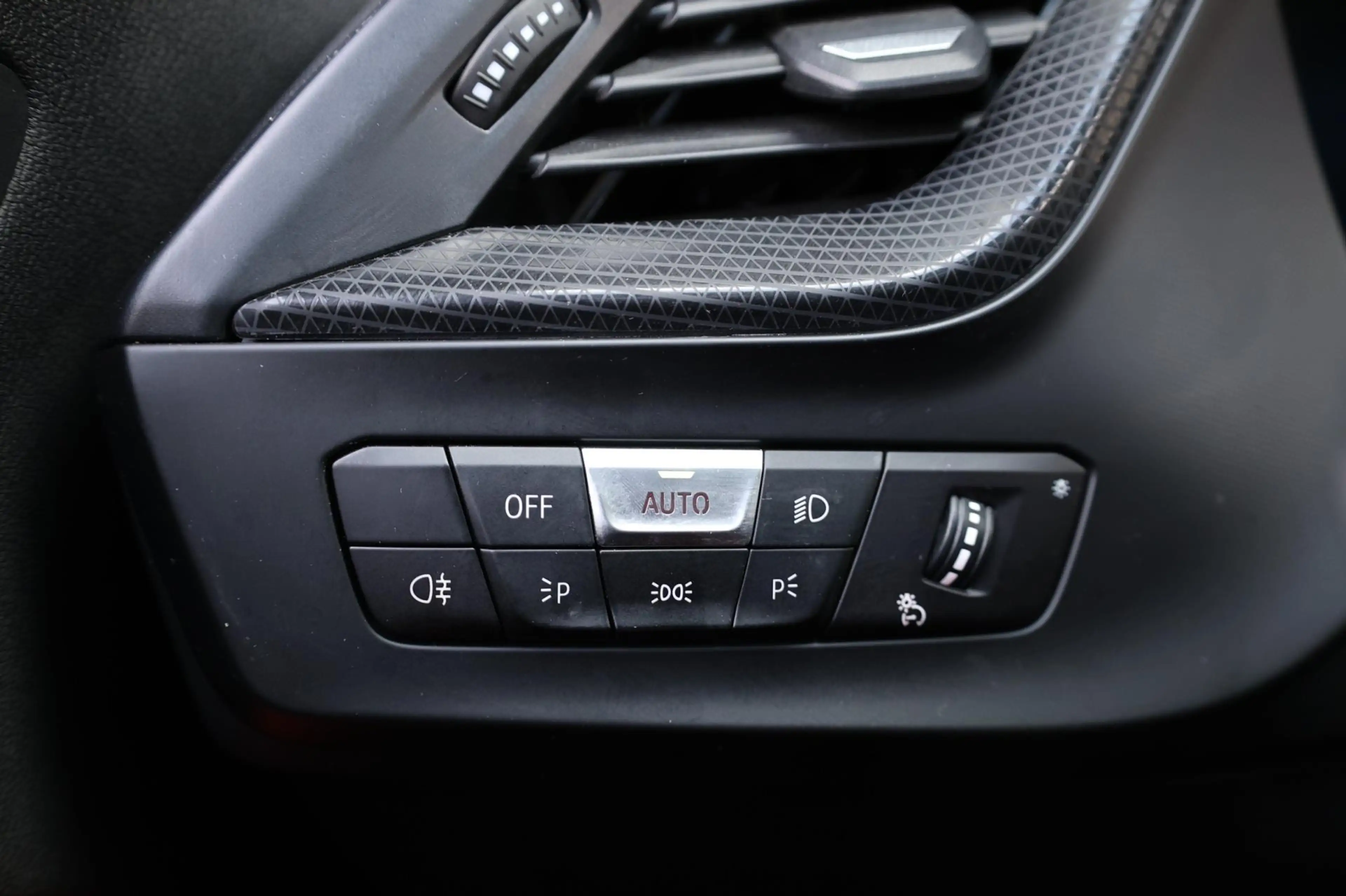 BMW 135 1-serie M135i xDrive M-PERFORMANCE/LED/VIRTUAL/SFE — photo 20