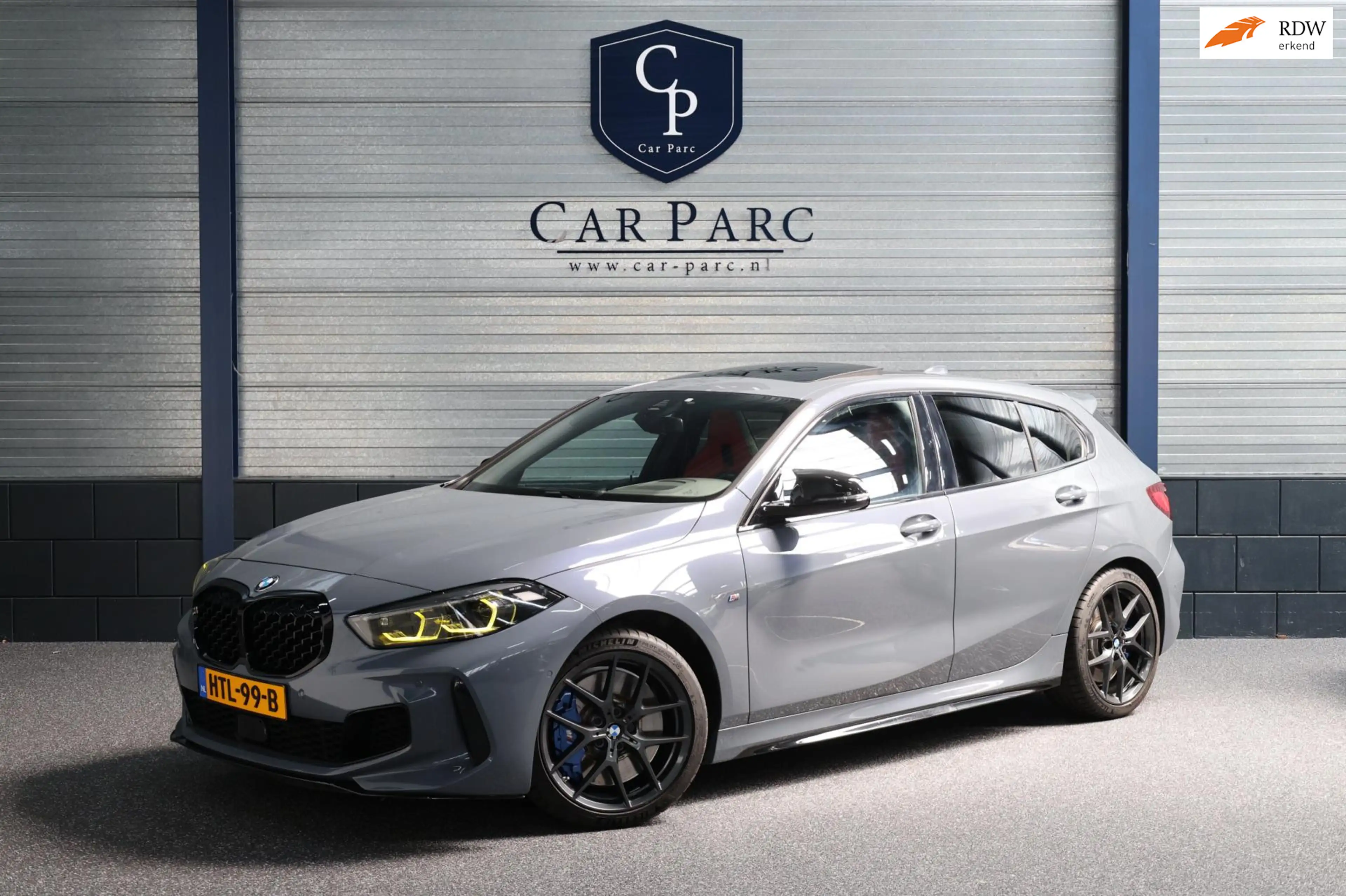 BMW 135 1-serie M135i xDrive M-PERFORMANCE/LED/VIRTUAL/SFE