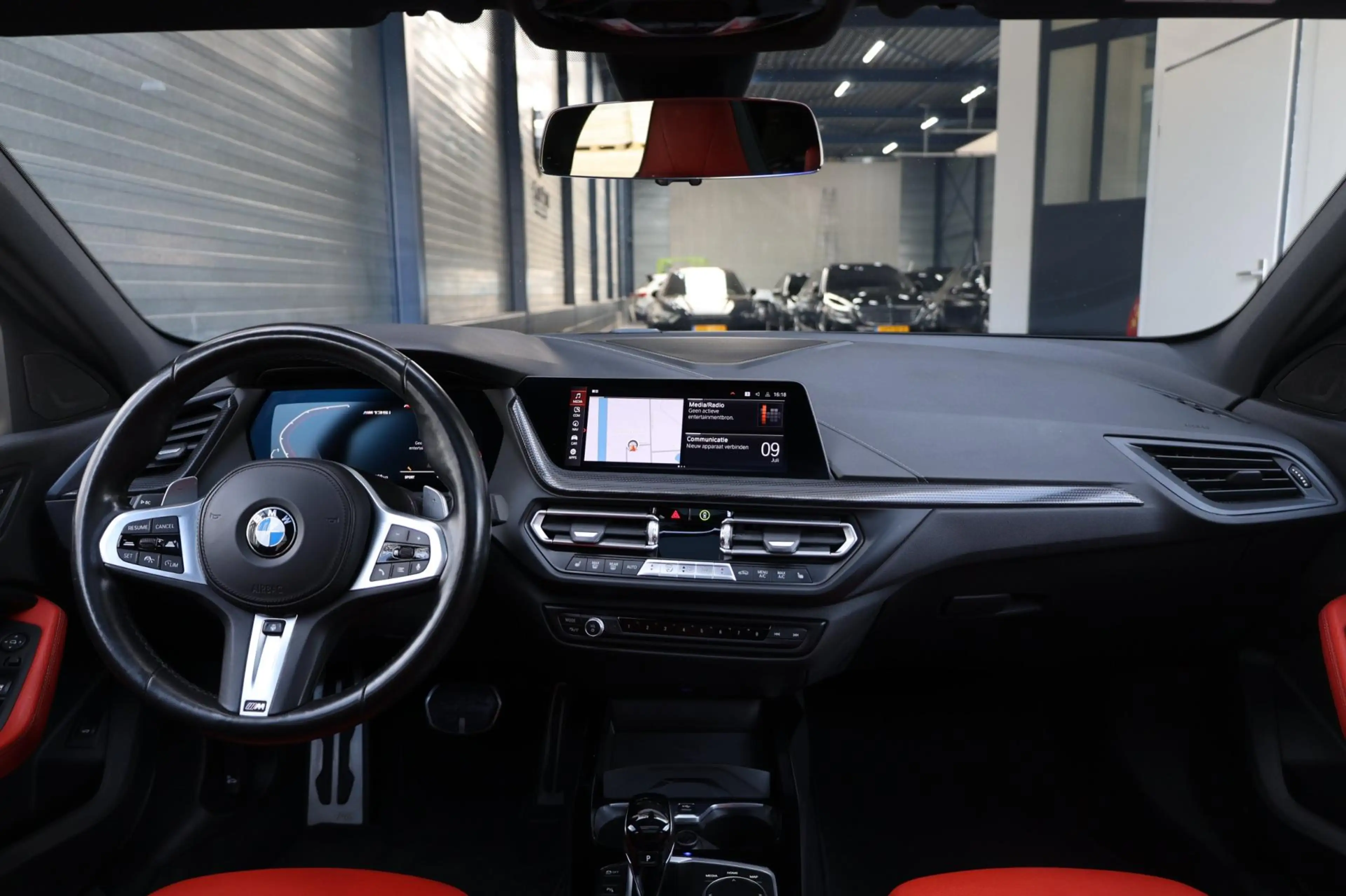BMW 135 1-serie M135i xDrive M-PERFORMANCE/LED/VIRTUAL/SFE — photo 2