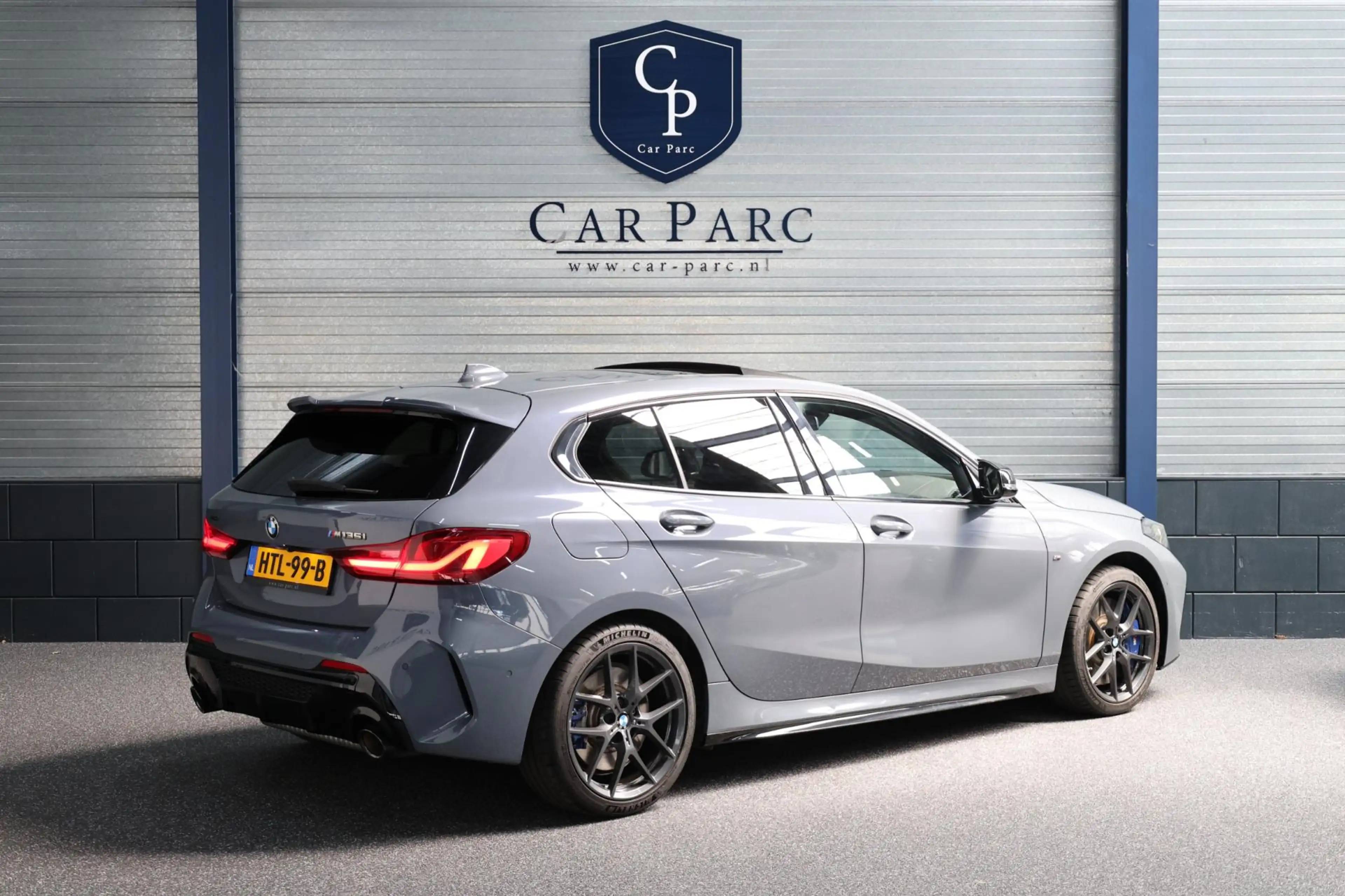 BMW 135 1-serie M135i xDrive M-PERFORMANCE/LED/VIRTUAL/SFE — photo 6