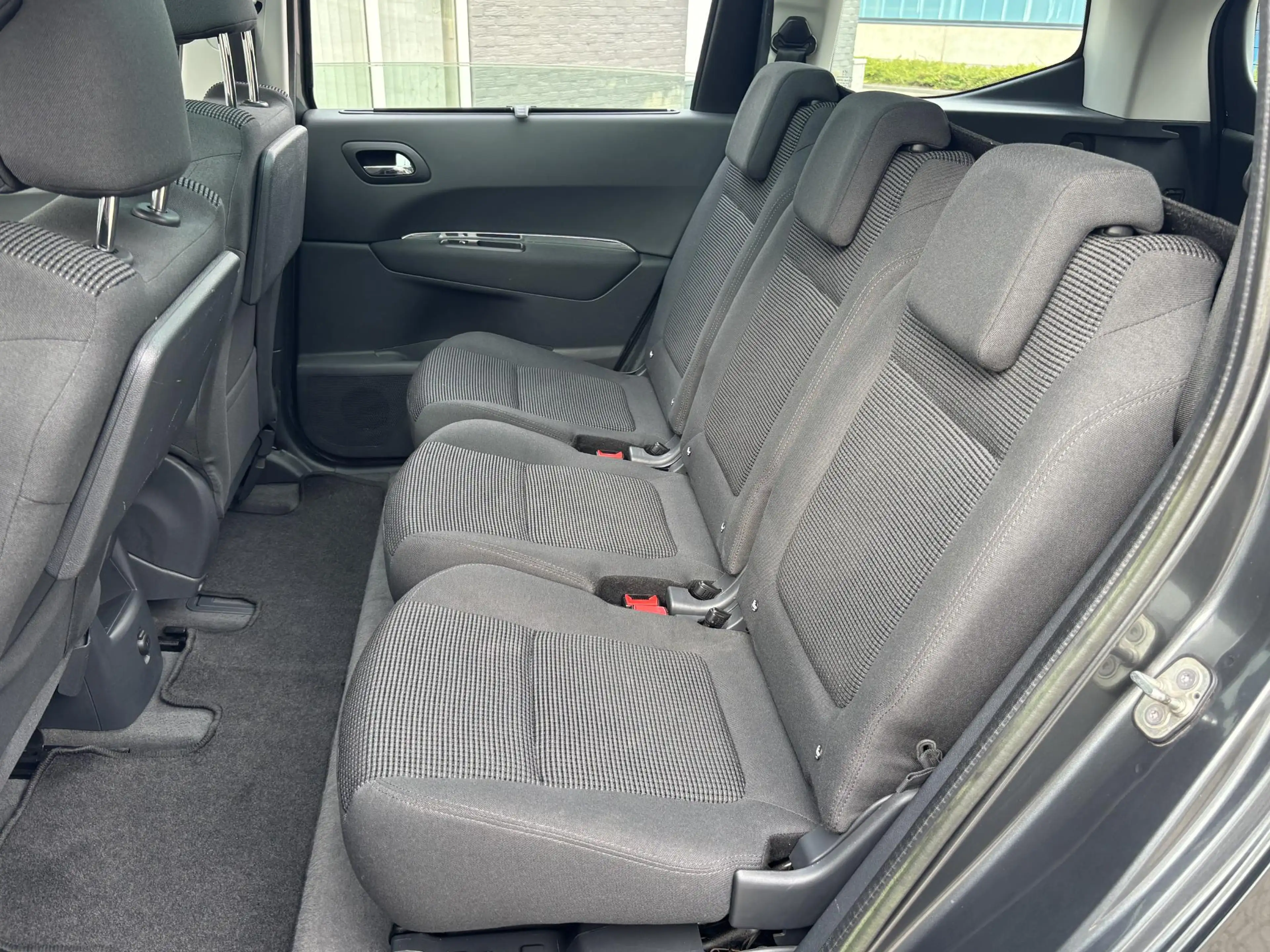 Peugeot 5008 1.6 THP Active 5p. | Rijklaar geleverd incl 12 maa — photo 11