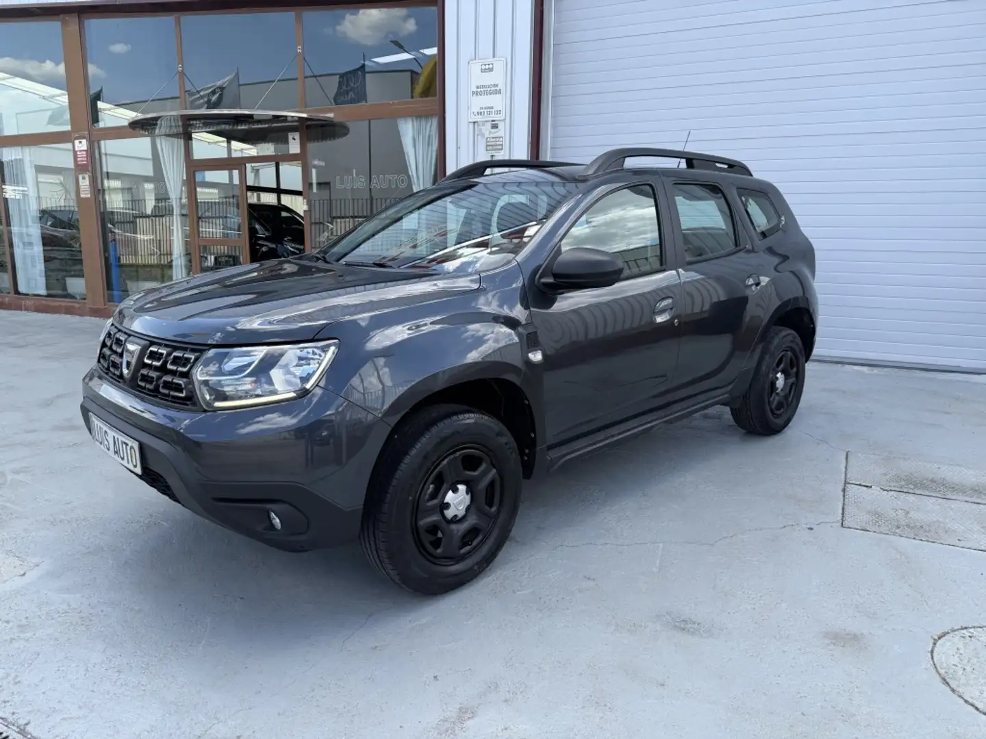 Dacia Duster 1.5dCi SL Trotamundos 4x2 110 Gris - 2