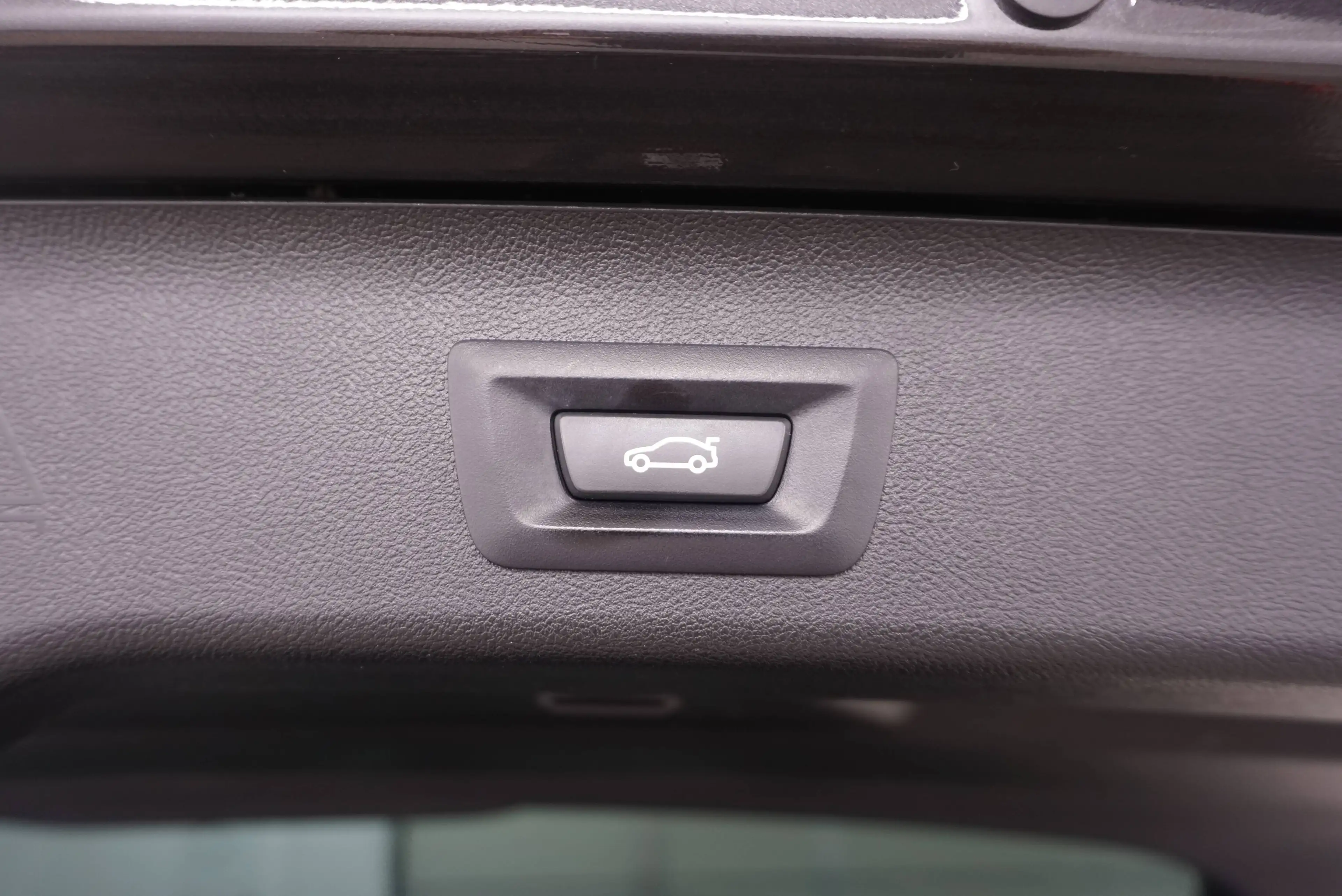 BMW 530 d xDrive M Sport // LED Scheinw. adaptiv // harman kardon // — photo 21