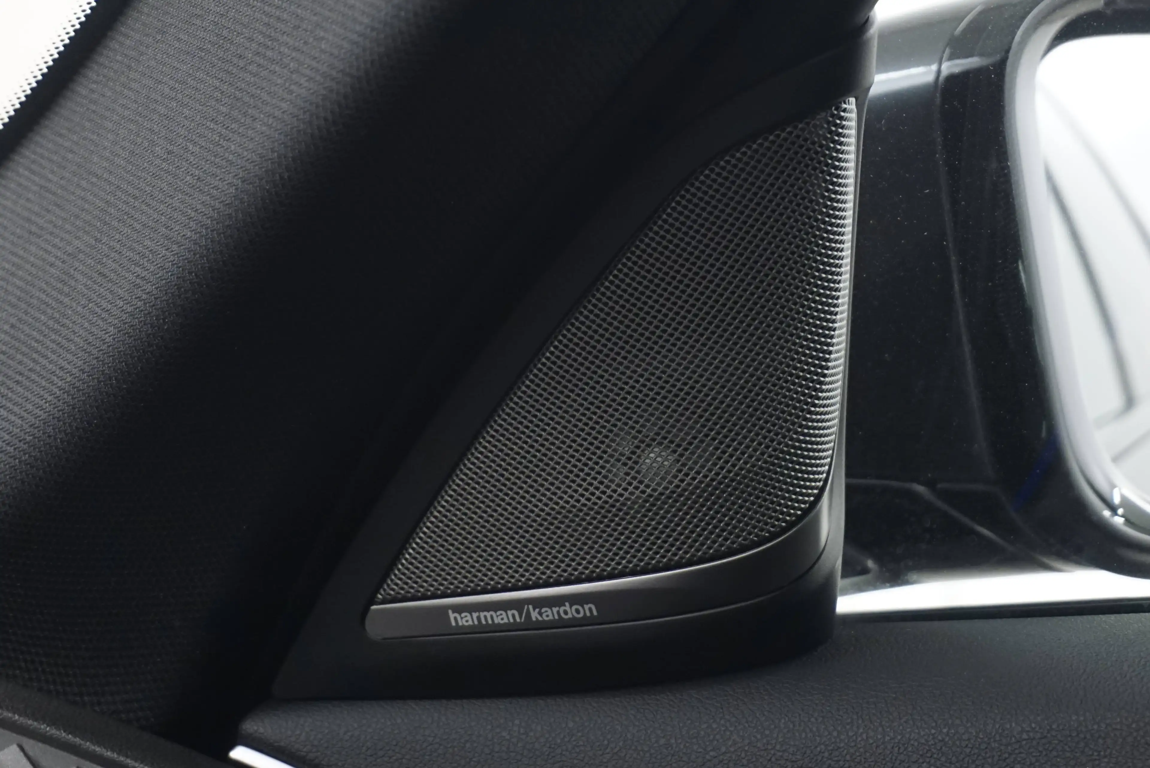 BMW 530 d xDrive M Sport // LED Scheinw. adaptiv // harman kardon // — photo 16