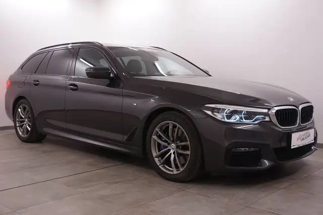 BMW 530 d xDrive M Sport //  LED Scheinw. adaptiv // harman kardon //