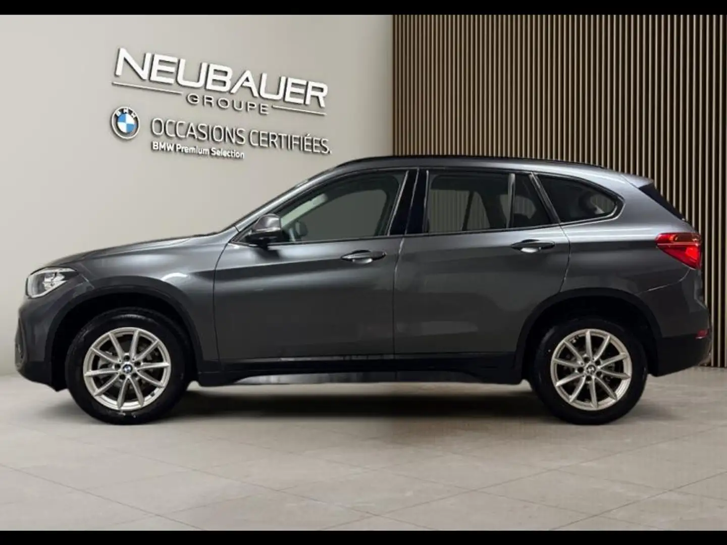 BMW X1 sDrive18i 136ch Lounge Gris - 2