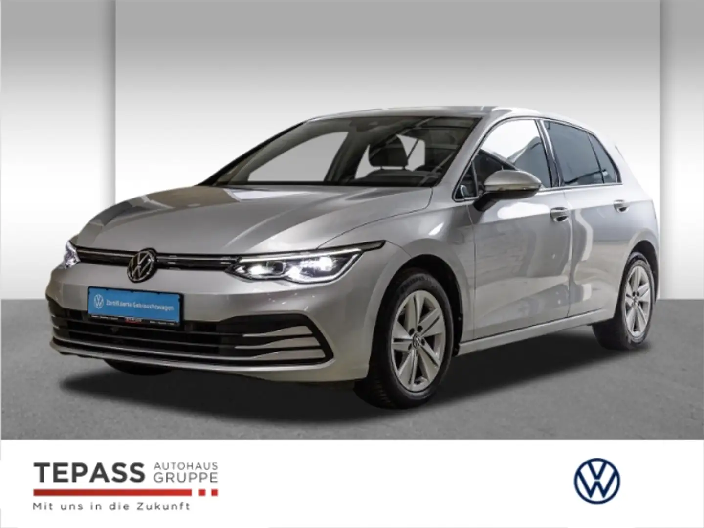 Volkswagen Golf VIII Lim. 1.5 TSI Life NAVI KLIMA PDC LED Grijs - 1