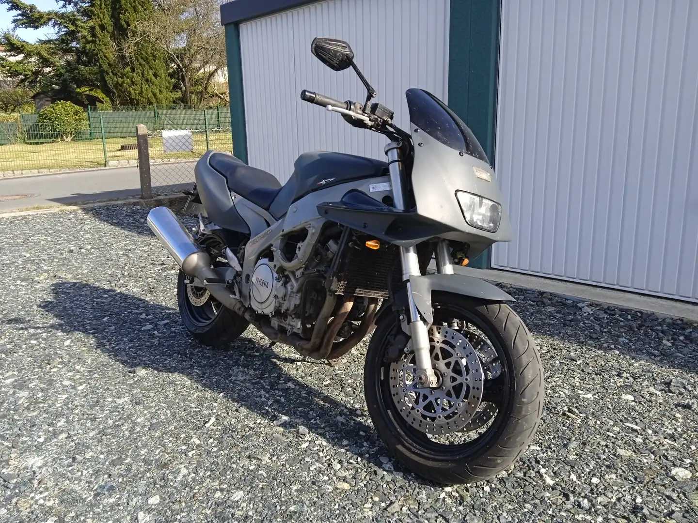 Yamaha FZR 1000 MAD MAX+volle Leistung, Preissenkung um 400,- Euro Gris - 2