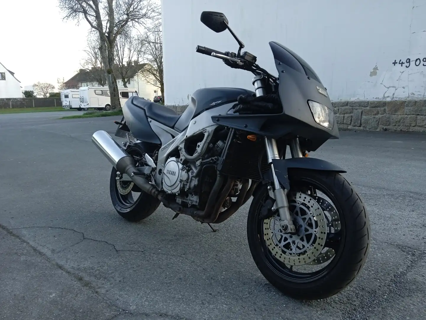 Yamaha FZR 1000 MAD MAX+volle Leistung, Preissenkung um 400,- Euro Gris - 1