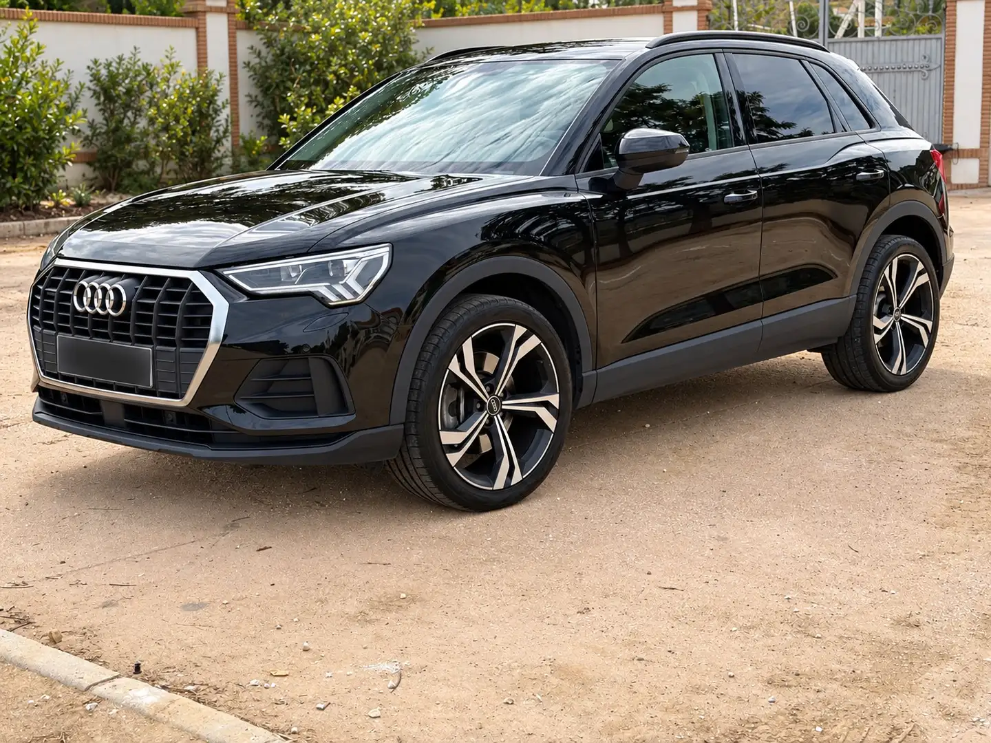 Audi Q3 Q3 40 TFSI quattro S tronic Negro - 1