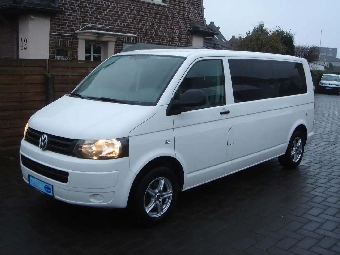 Volkswagen T5 Transporter T5 TRANSPORTER KOMBI LANG+KLIMA+AHK+ Weiß - 1