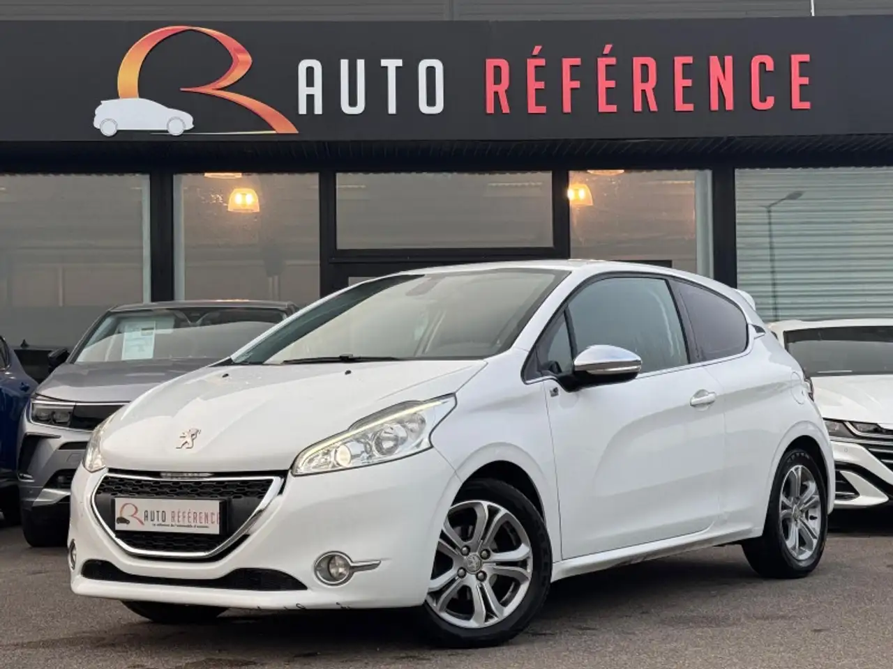Peugeot 208 1.2 VTI ACTIVE 3P / ECRAN / REGULATEUR