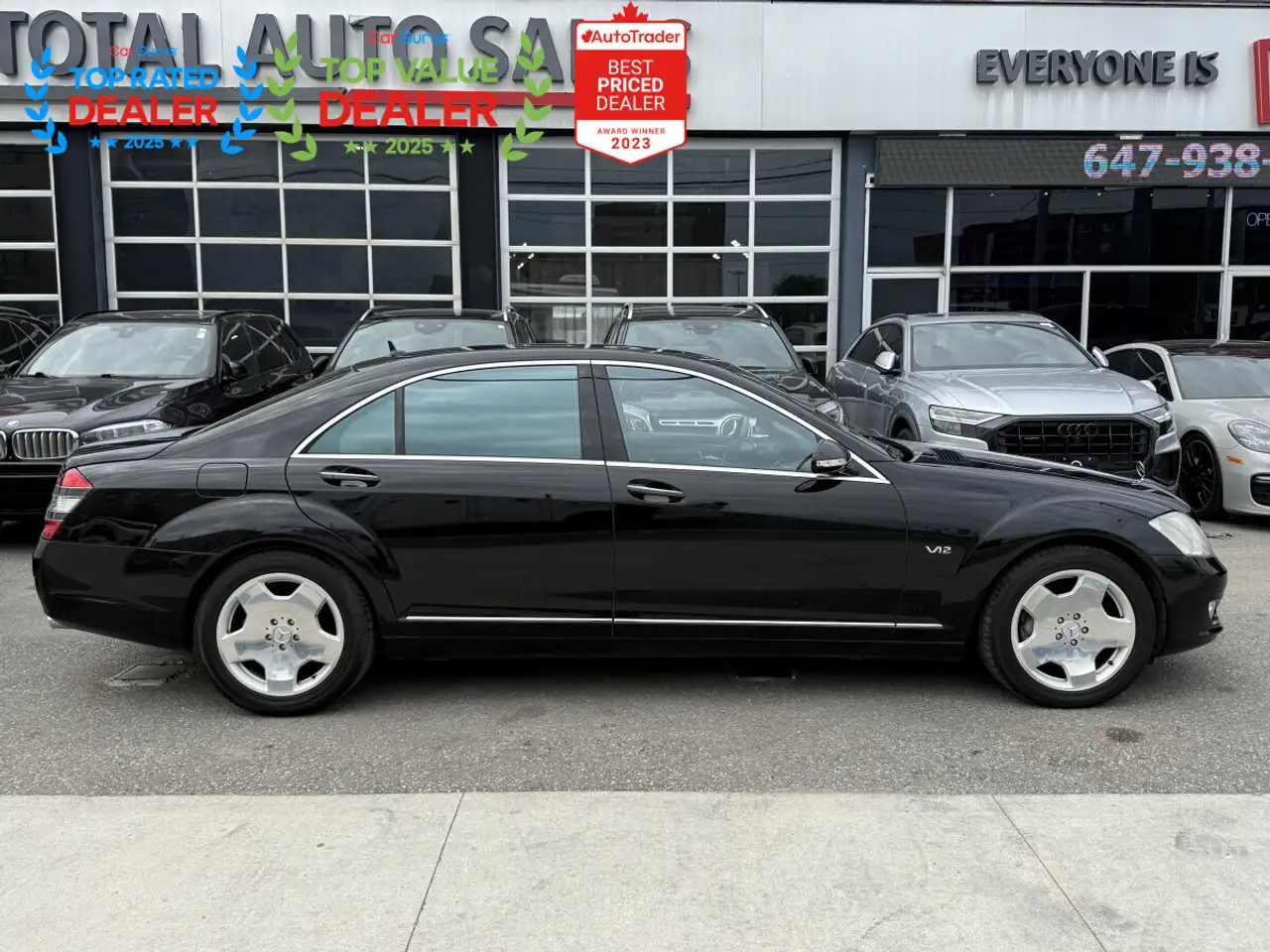 Mercedes-Benz S-Class снимка Mercedes-Benz S-Class