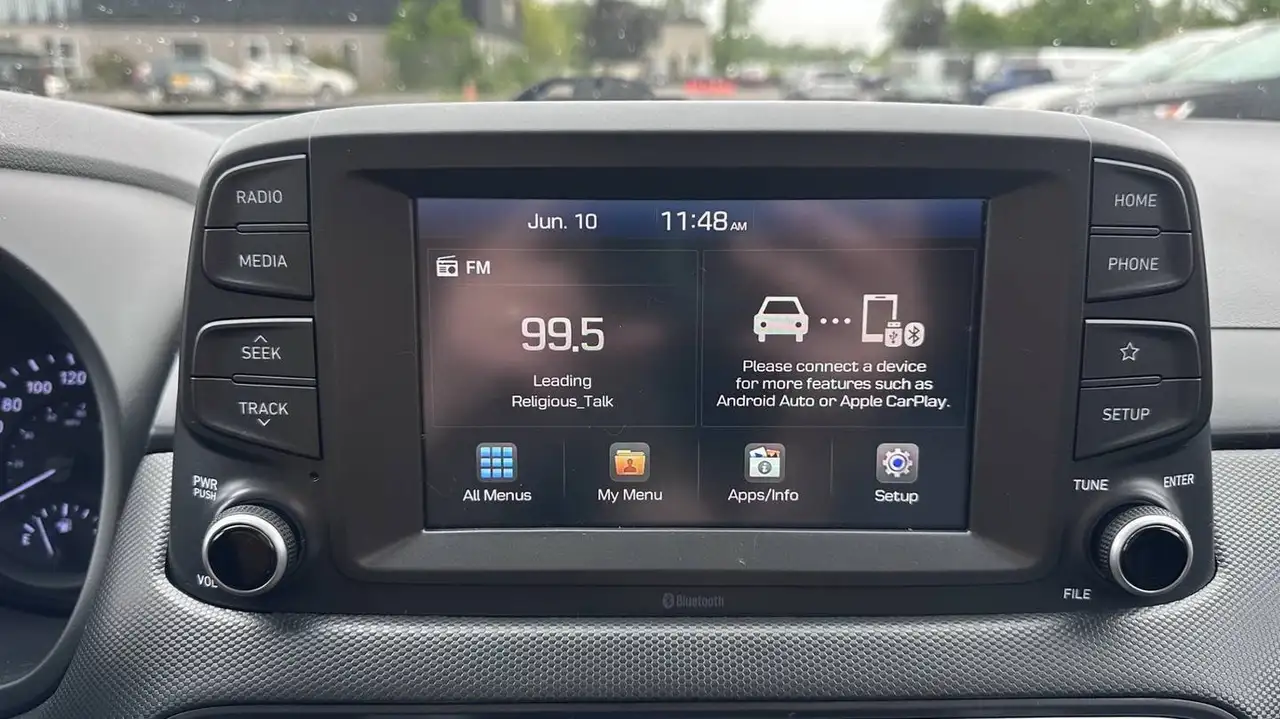 Hyundai KONA снимка Hyundai KONA